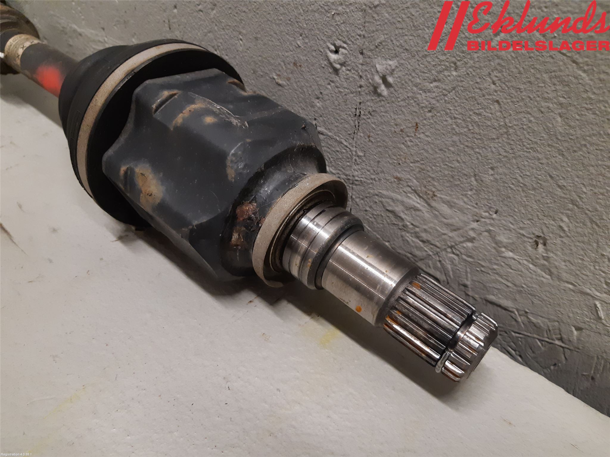 Toyota AURIS 13-19 Drivaxel Fram Vänster