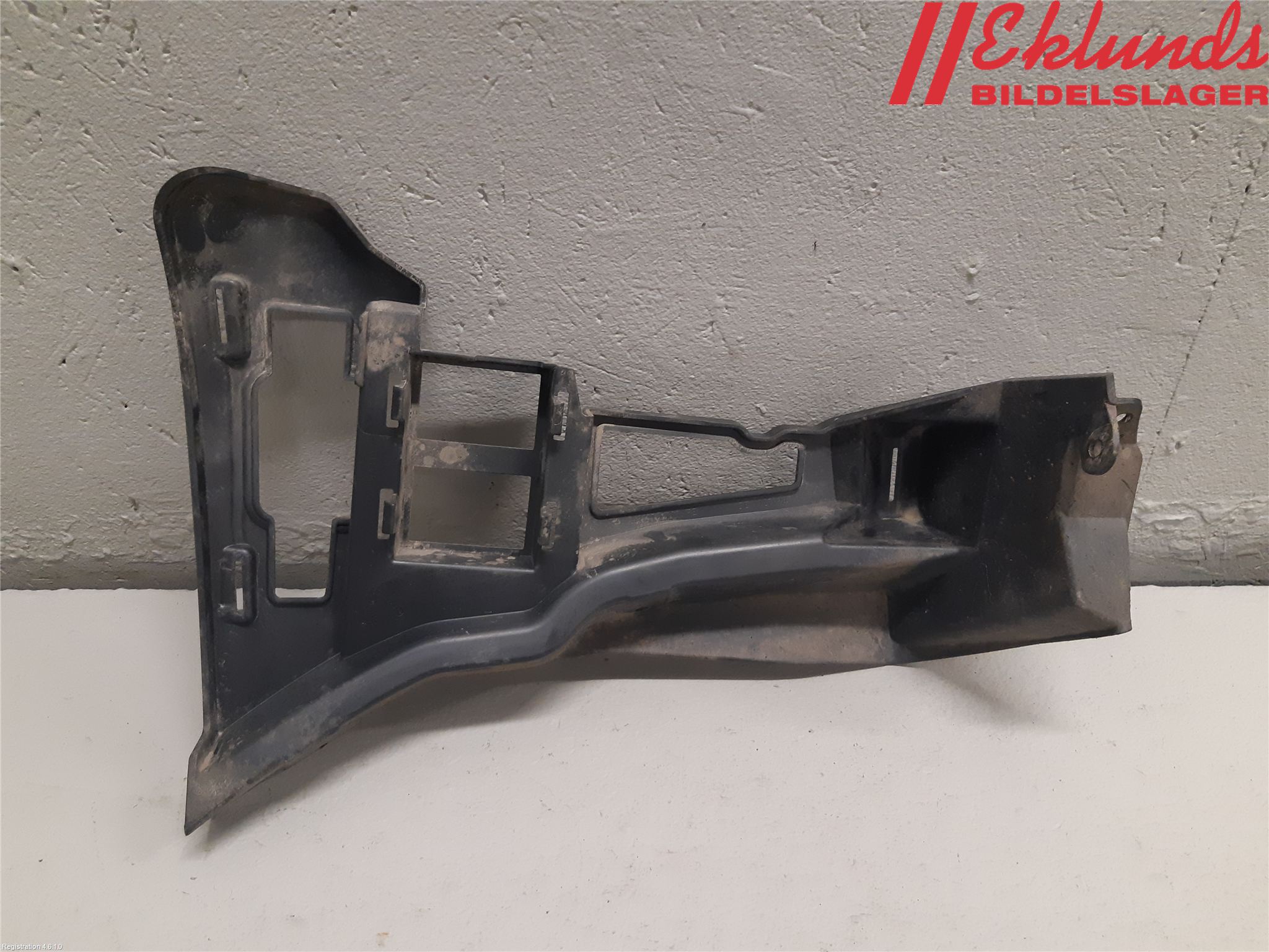Mercedes-Benz MB A-KLASS (W176) 13-18 Stötfångarfäste Bak Hö