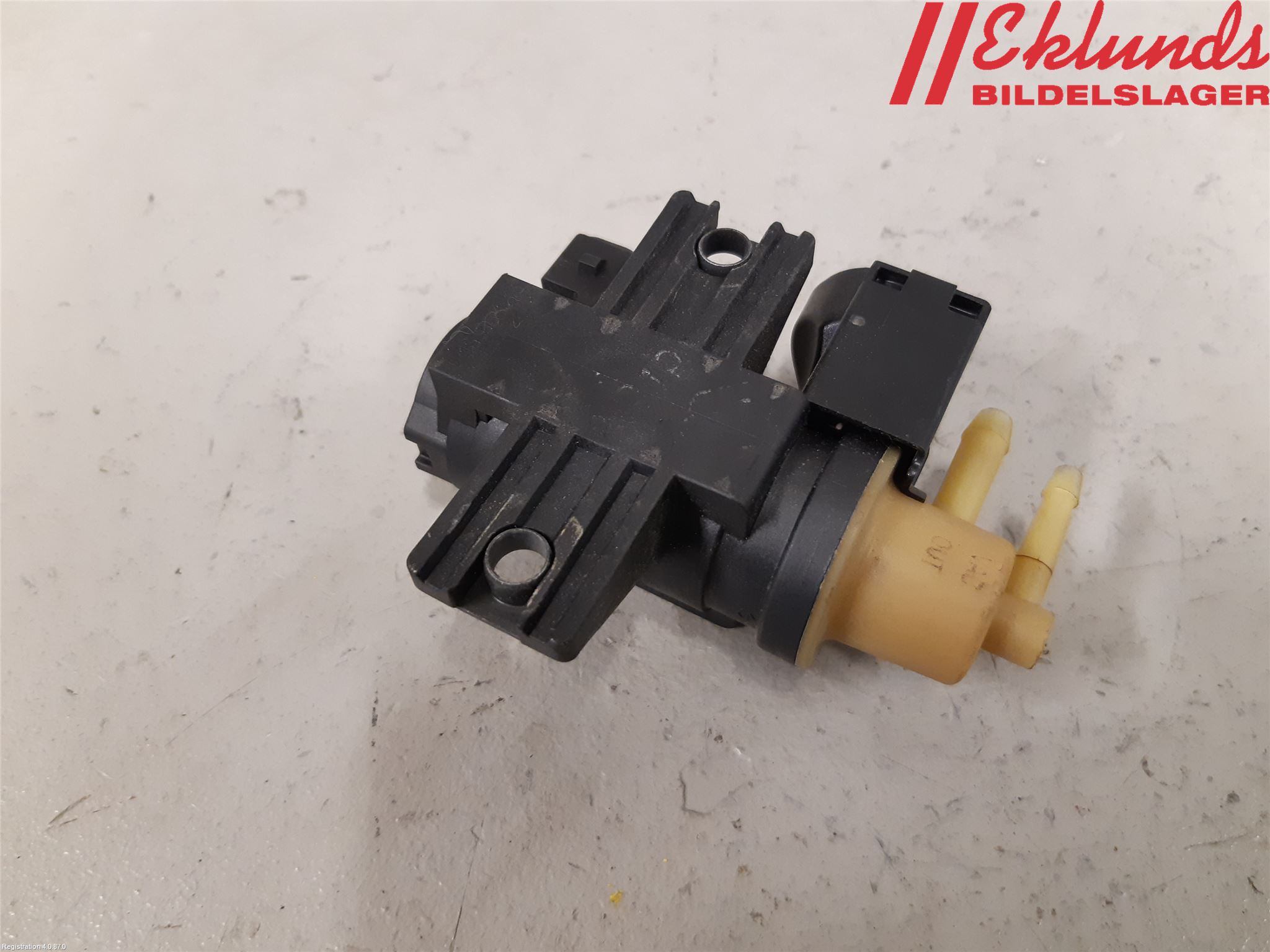 Dacia DUSTER 10-17 Vakuumventil