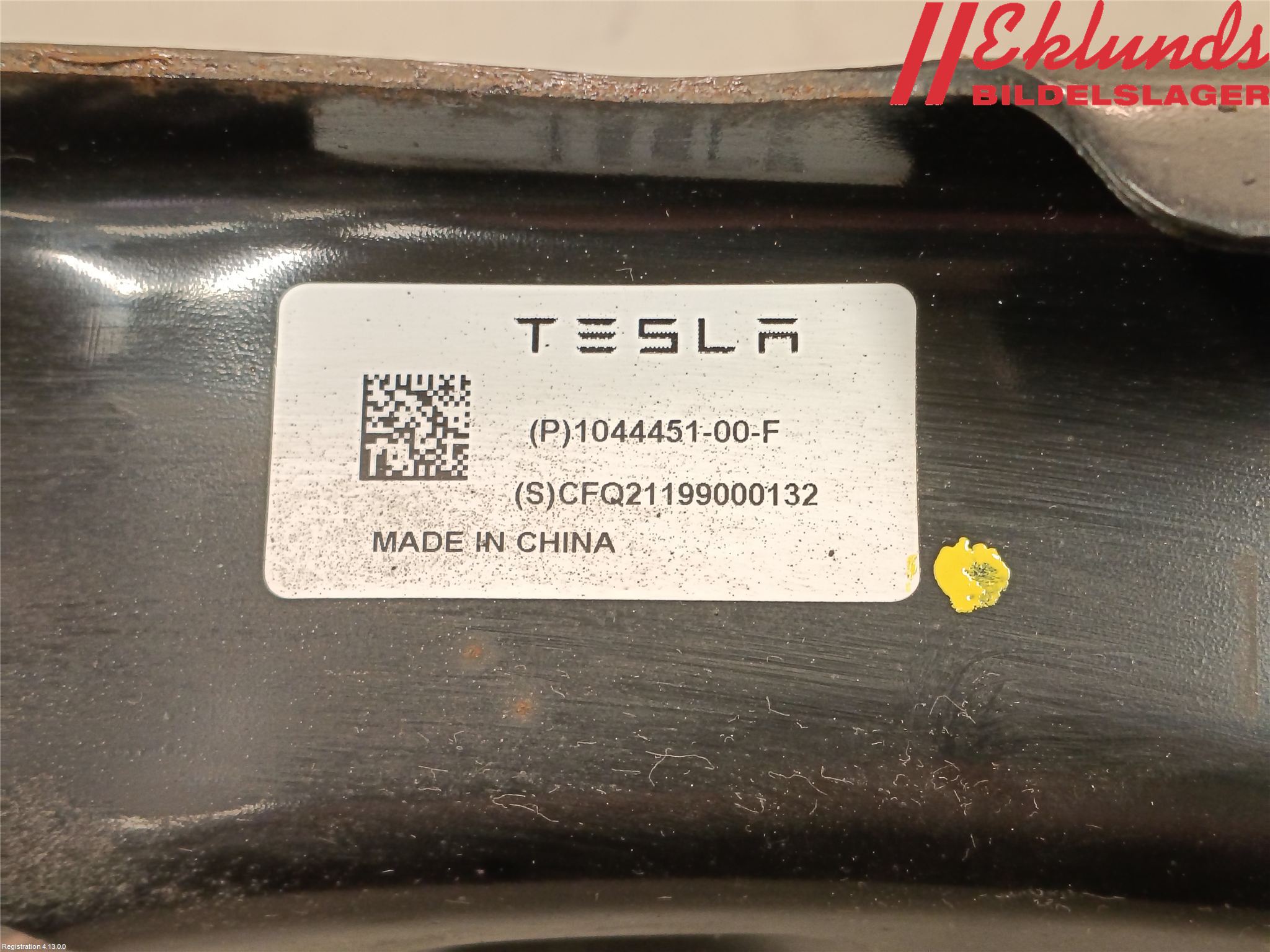 Tesla MODEL 3 17- Bärarm Bak Höger