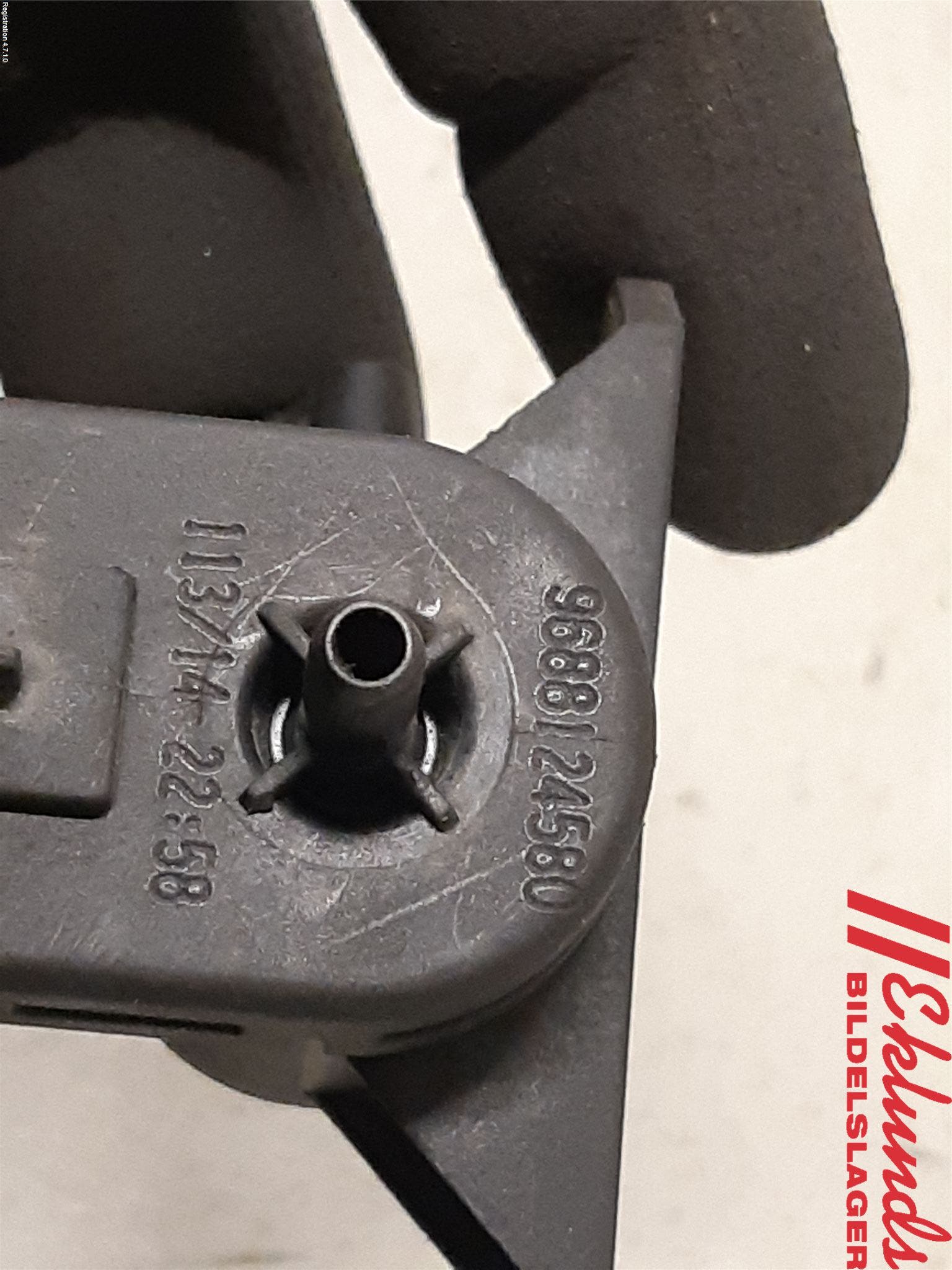 Ford TRANSIT/TOURNEO CONNECT 13-22 Vakuumventil