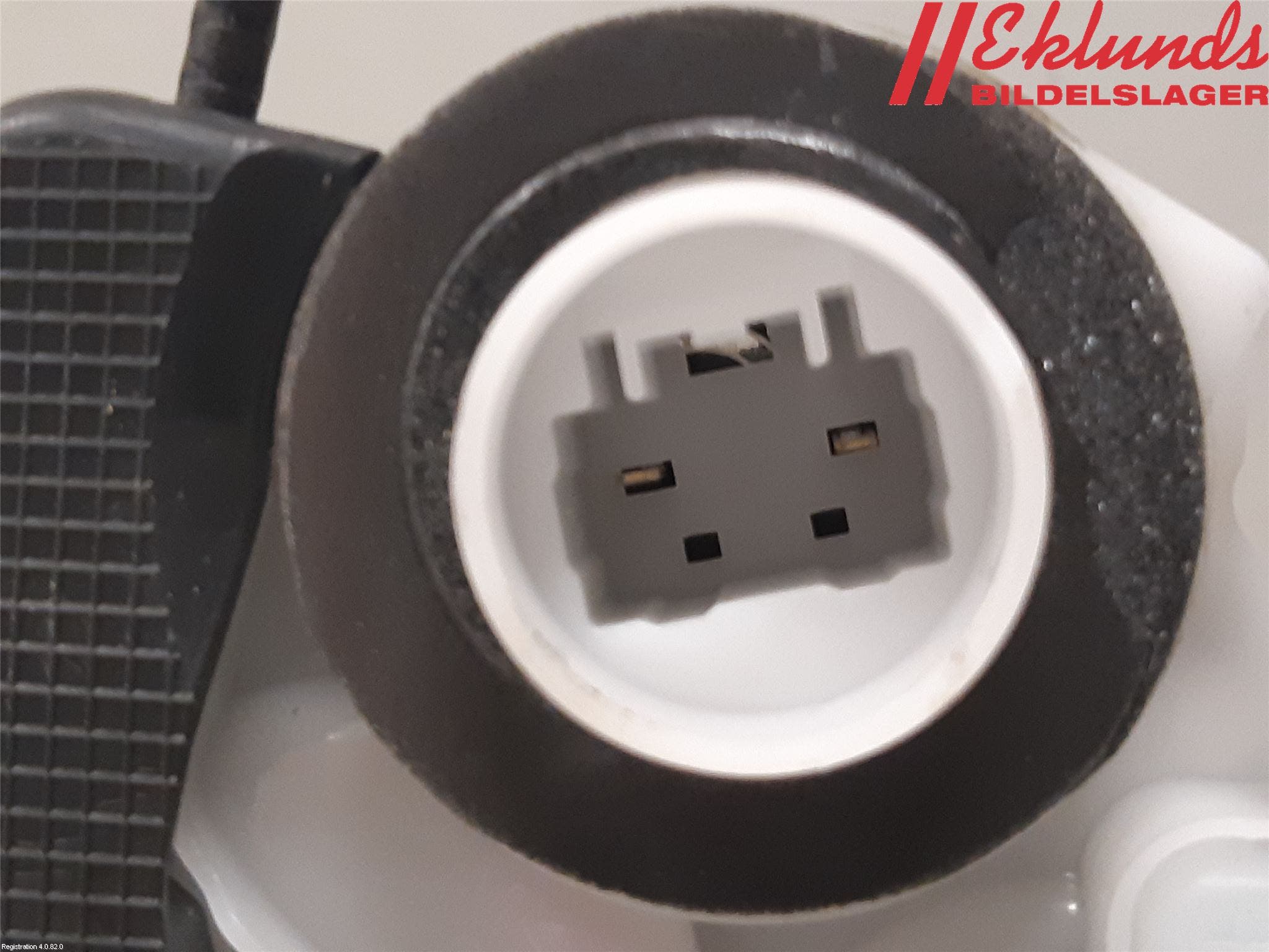 Toyota YARIS XP21 20- Låskista-Dörrlås