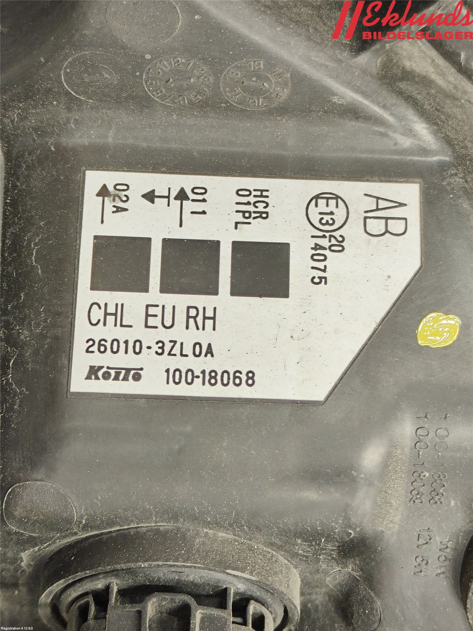 Nissan PULSAR Strålkastare Höger