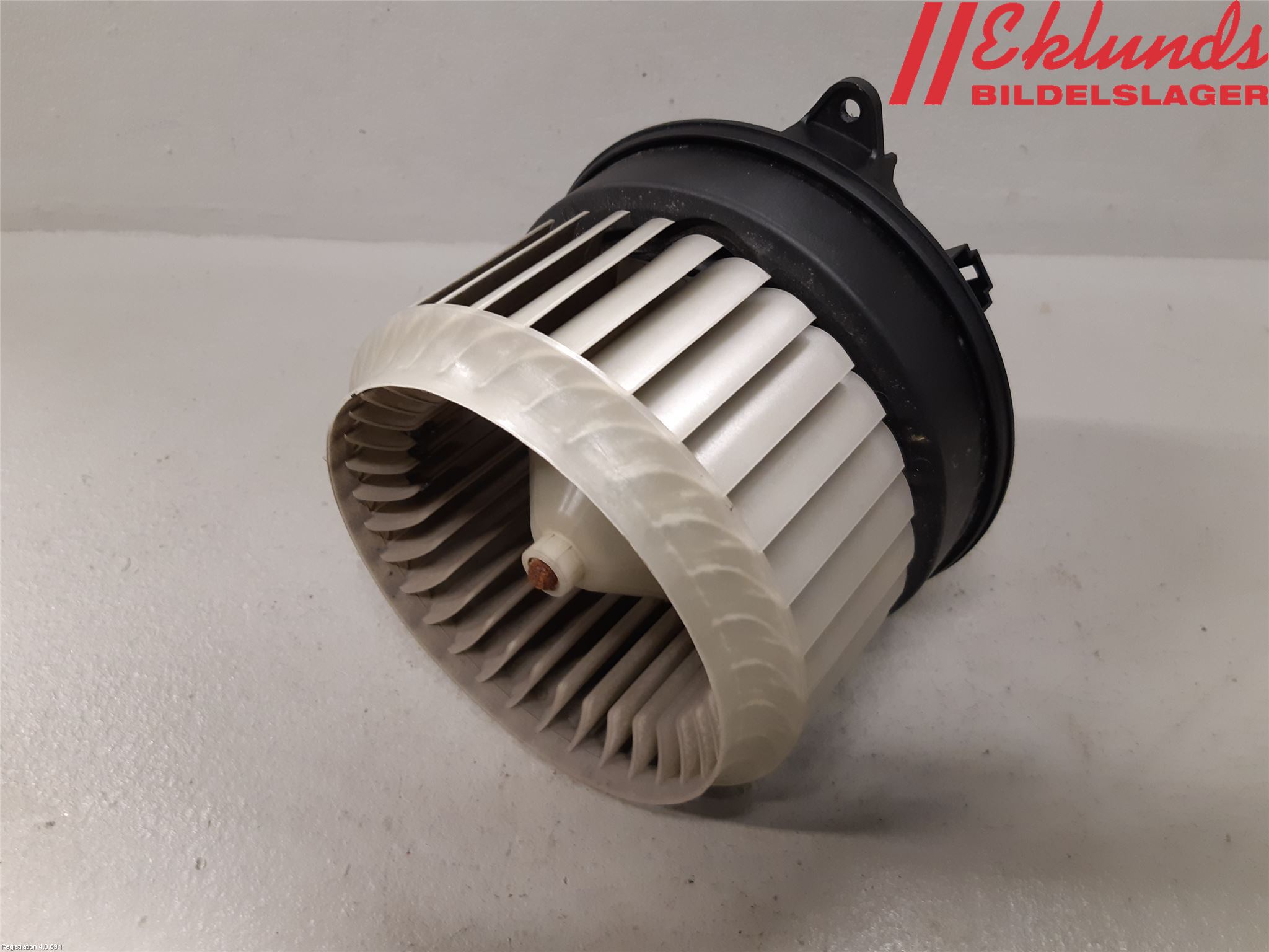 Audi A6 ALLROAD 12-18 Värmefläkt