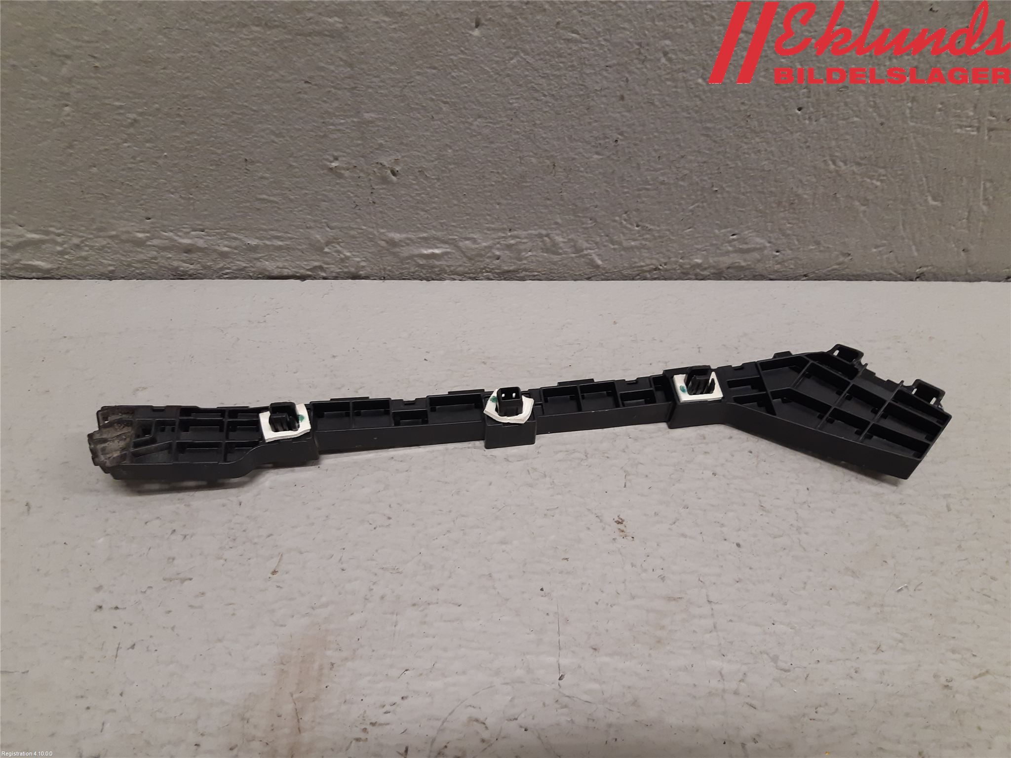 Honda CIVIC 17-22 Stötfångarfäste Bak Hö