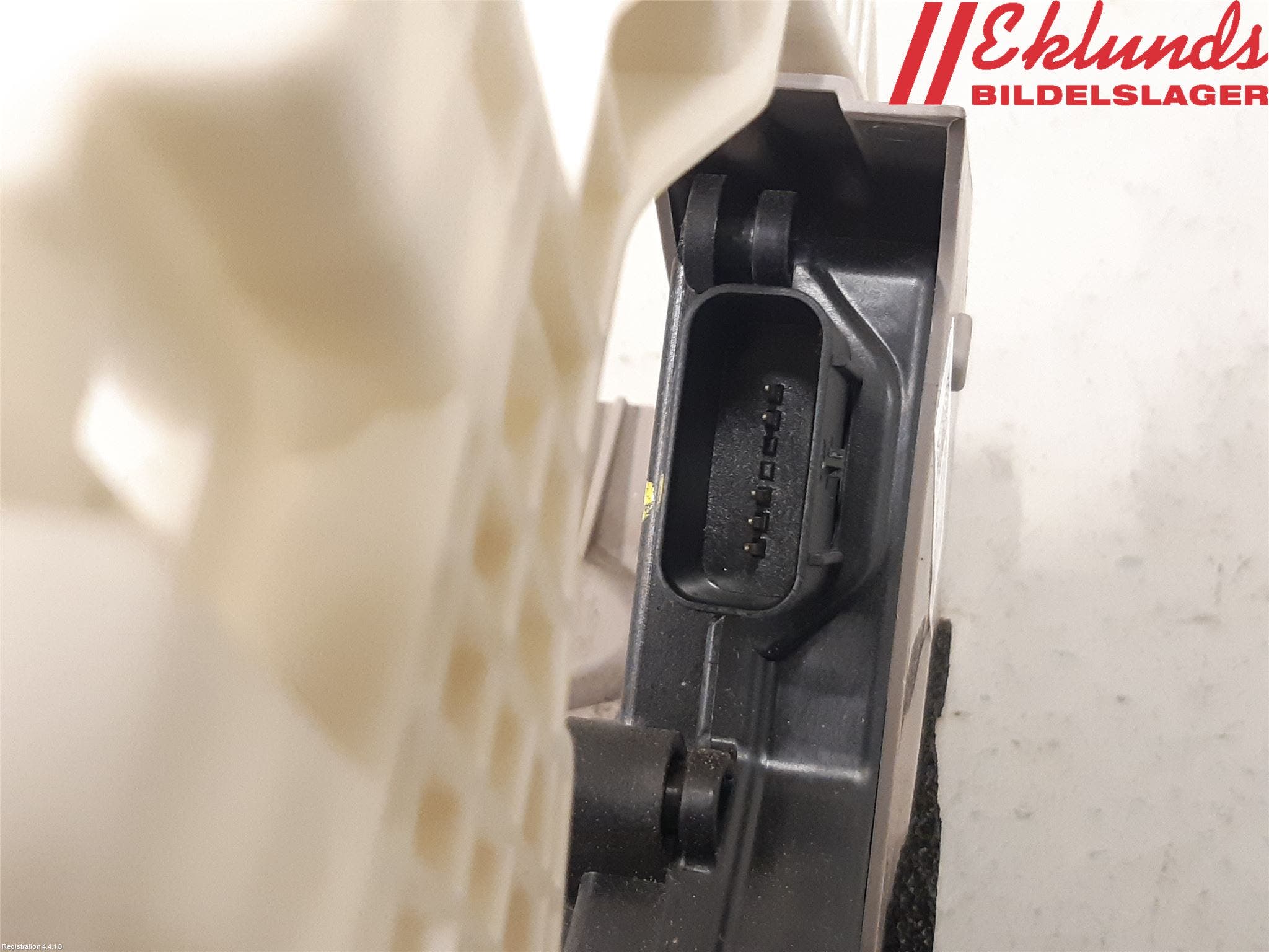 Kia CEED/CEED SW 19- Låskista-Dörrlås