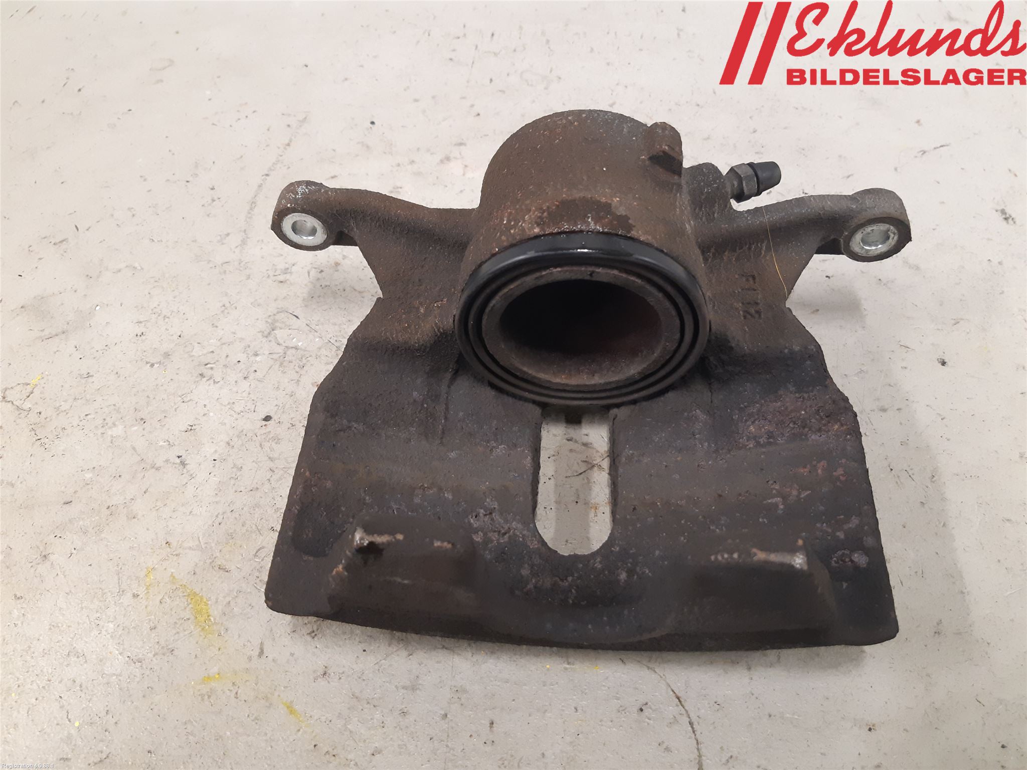 Seat ATECA 16->> Bromsok Fram Höger