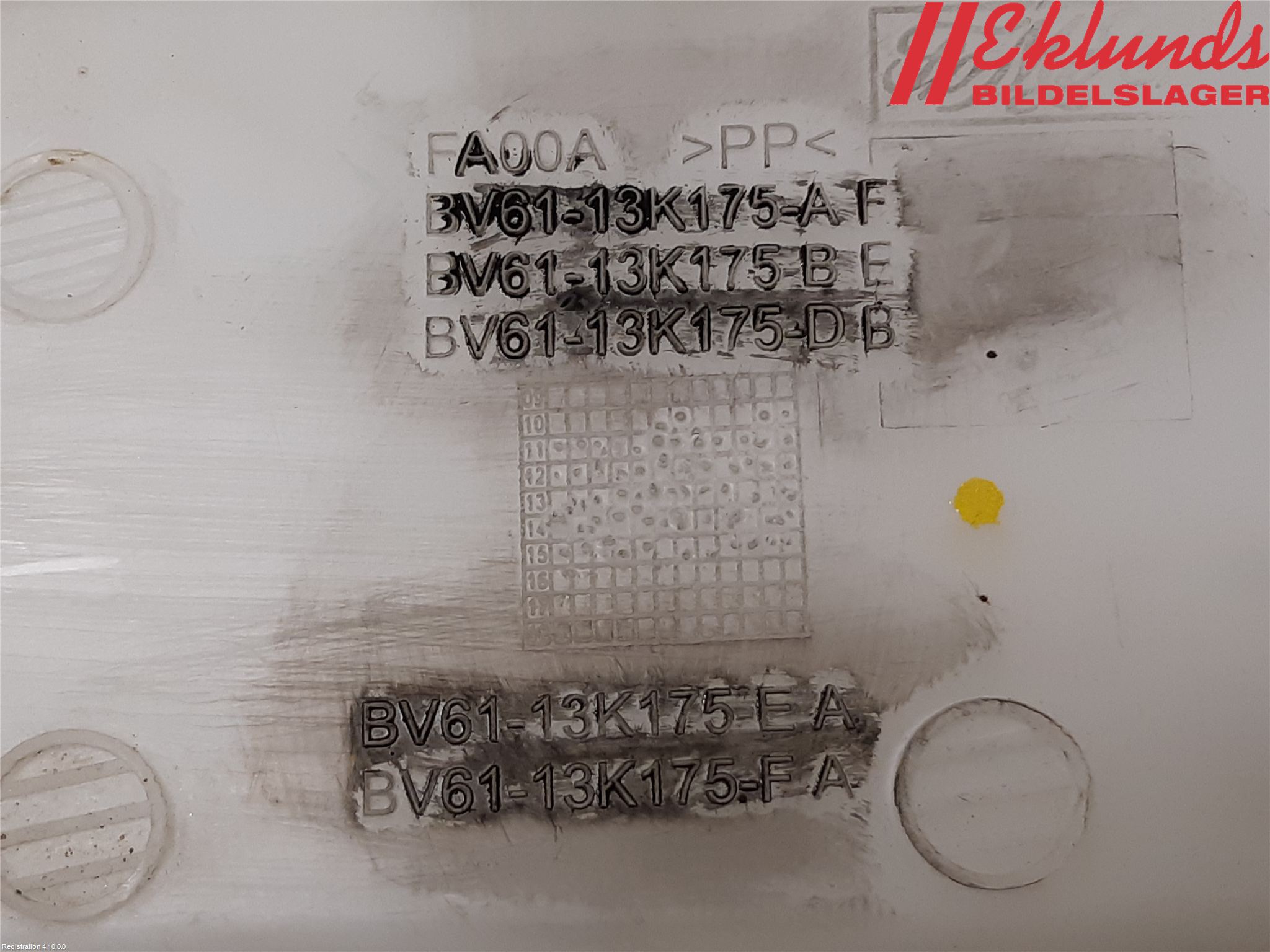 Ford FOCUS 15-18 Spolartank Vindruta-Strål