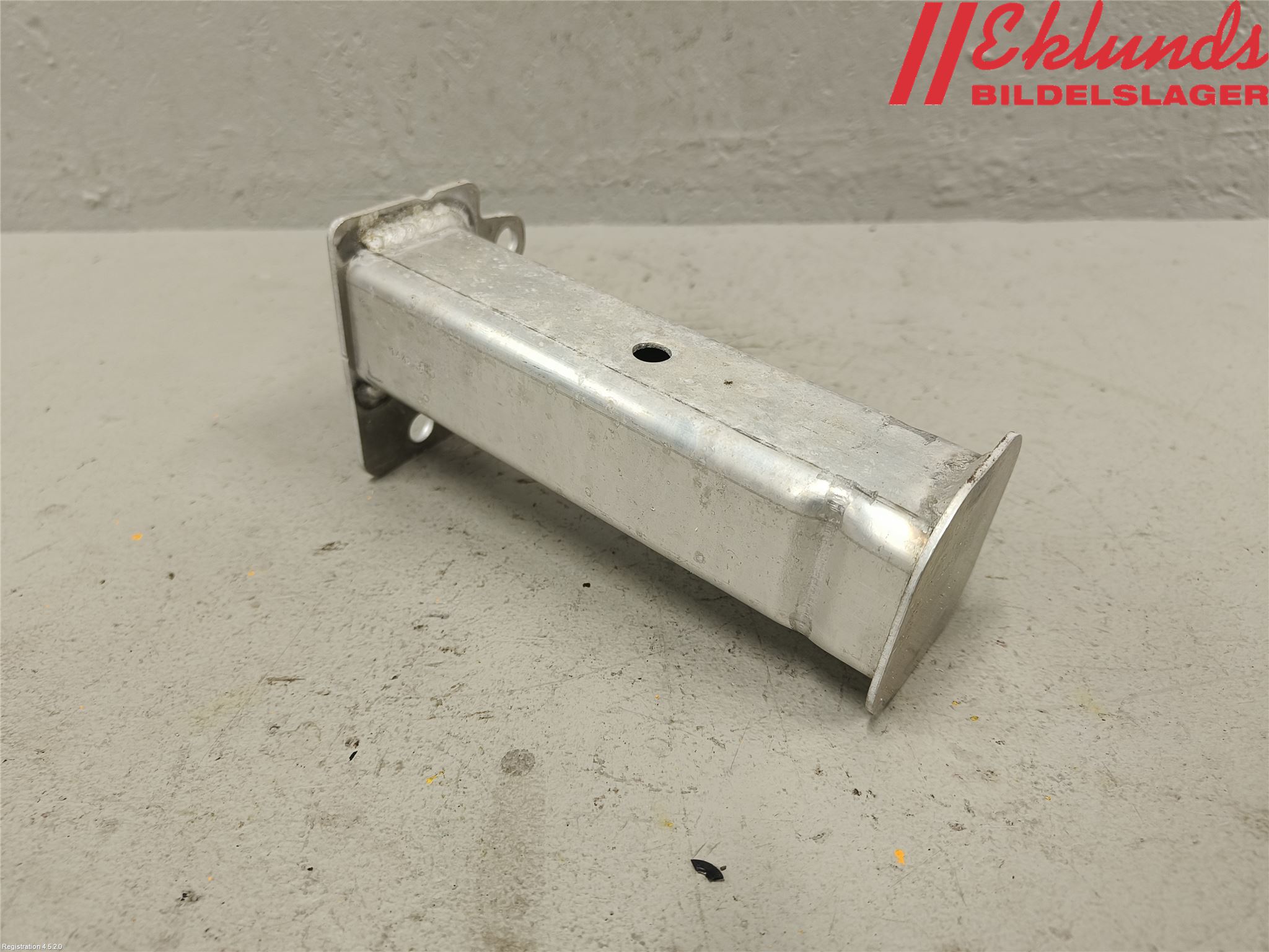 Peugeot 2008/E-2008 20- Stötfångarbärjärn Fram