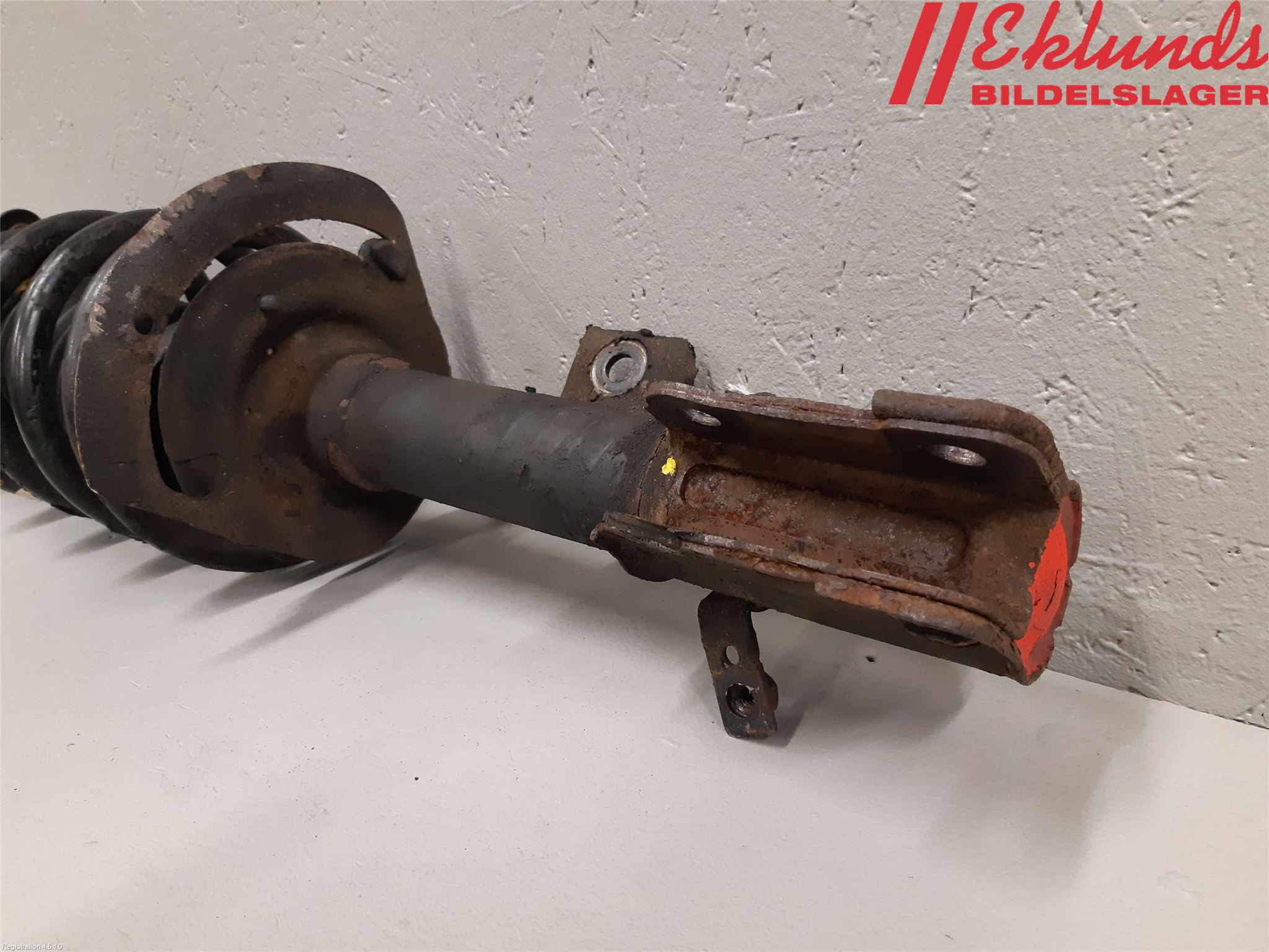 Fiat FREEMONT Fjäderben Fram Vänster