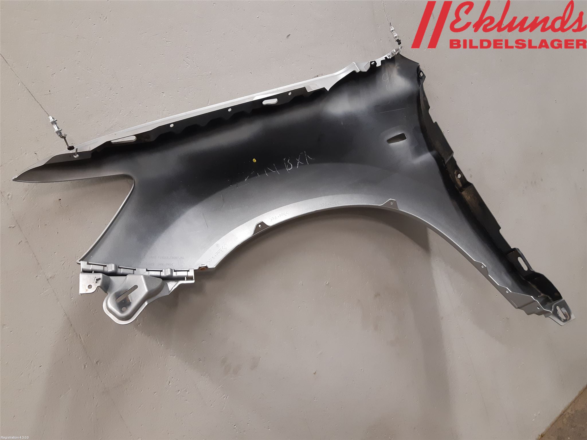 Mitsubishi ASX 10-22 Skärm Fram Höger