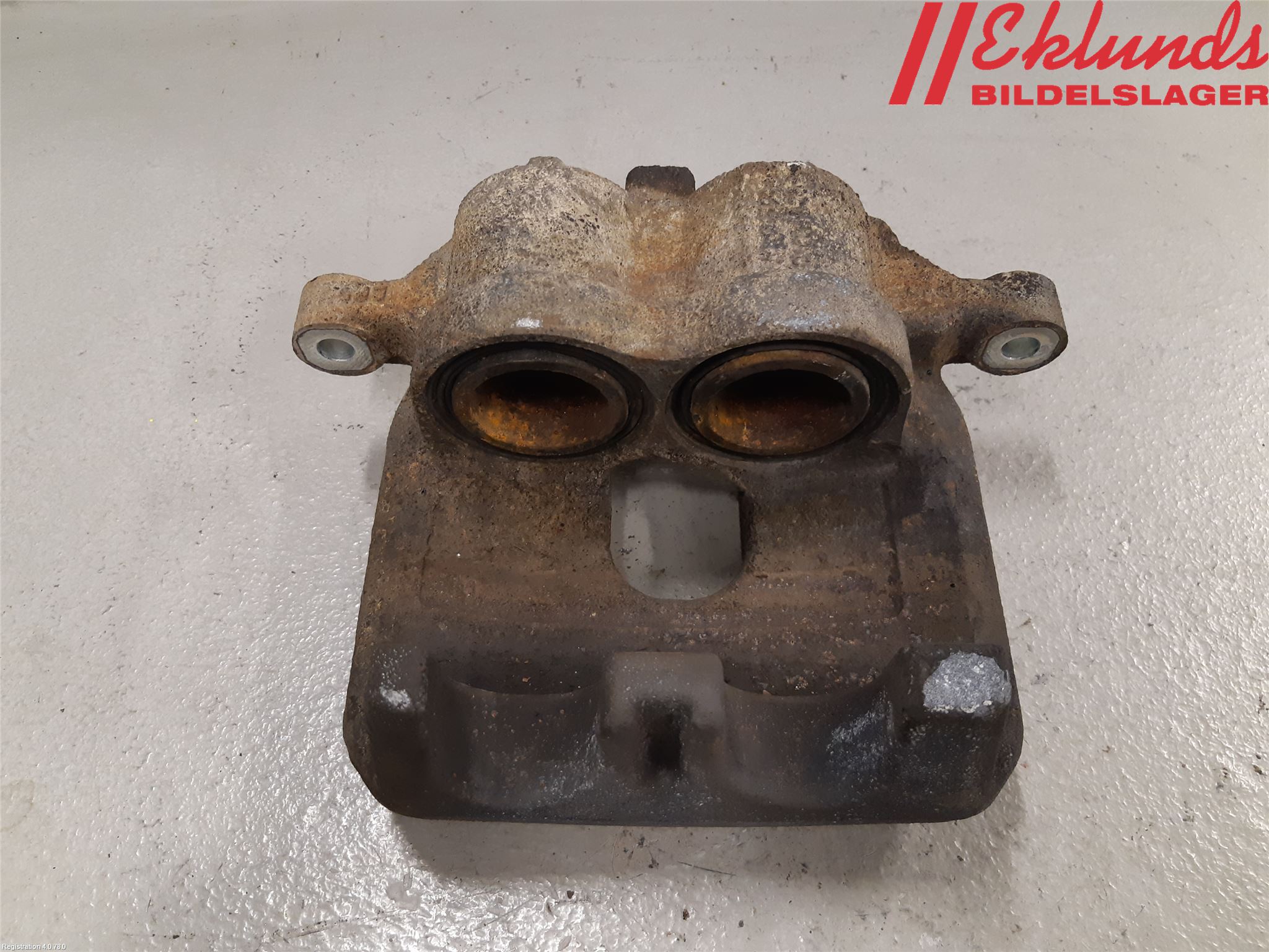Volkswagen VW AMAROK 2H 10-22 Bromsok Fram Höger