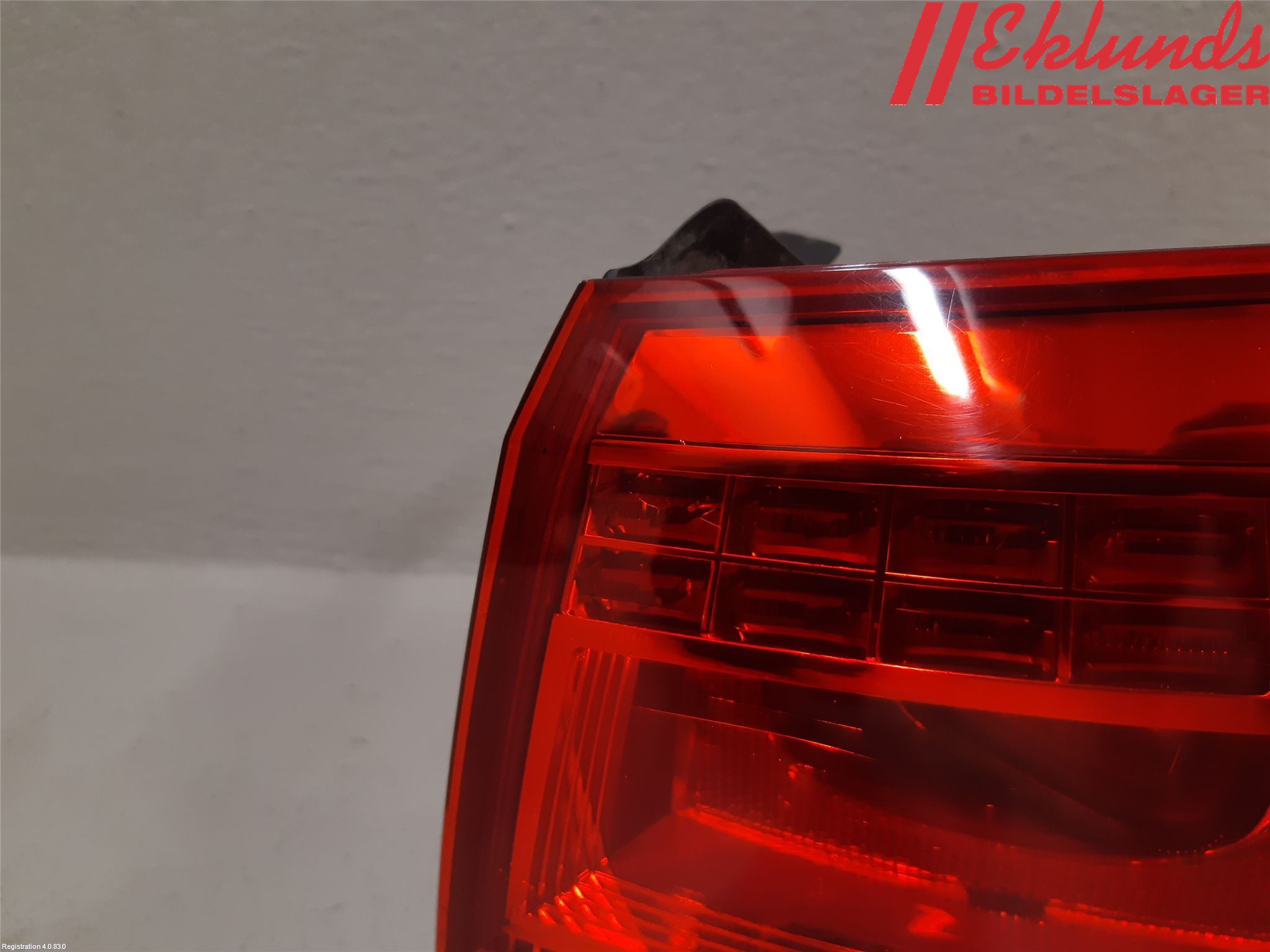 Volkswagen VW PASSAT 11-14 Bakljus Höger