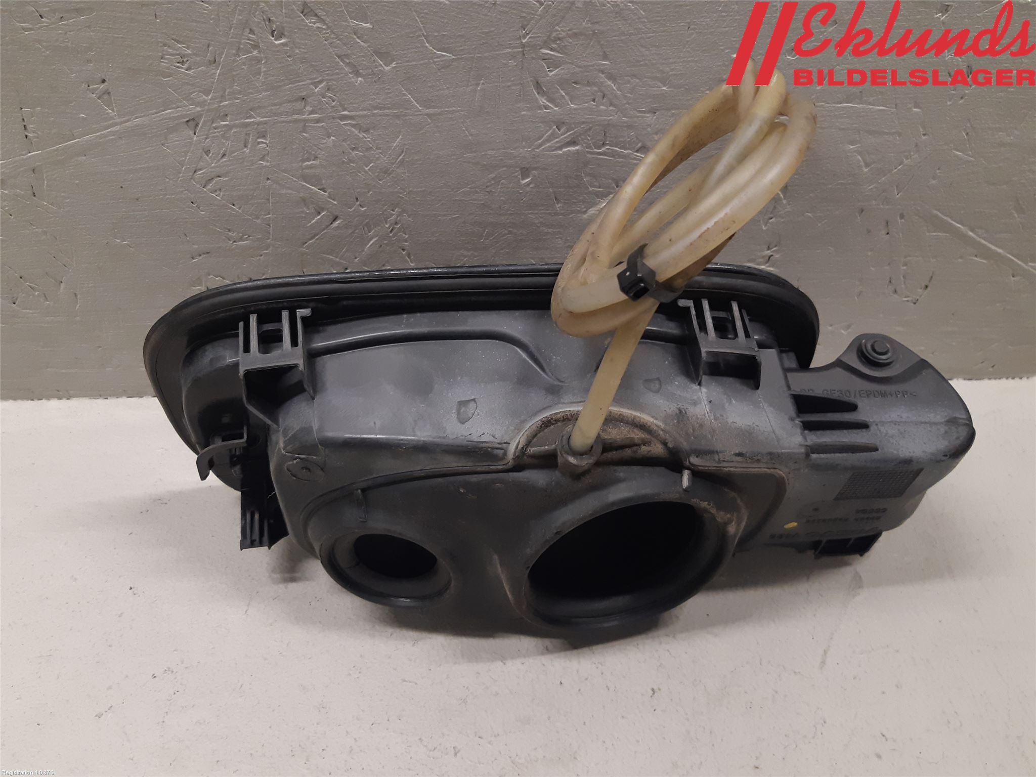 Volvo XC60 18- Tanklucka