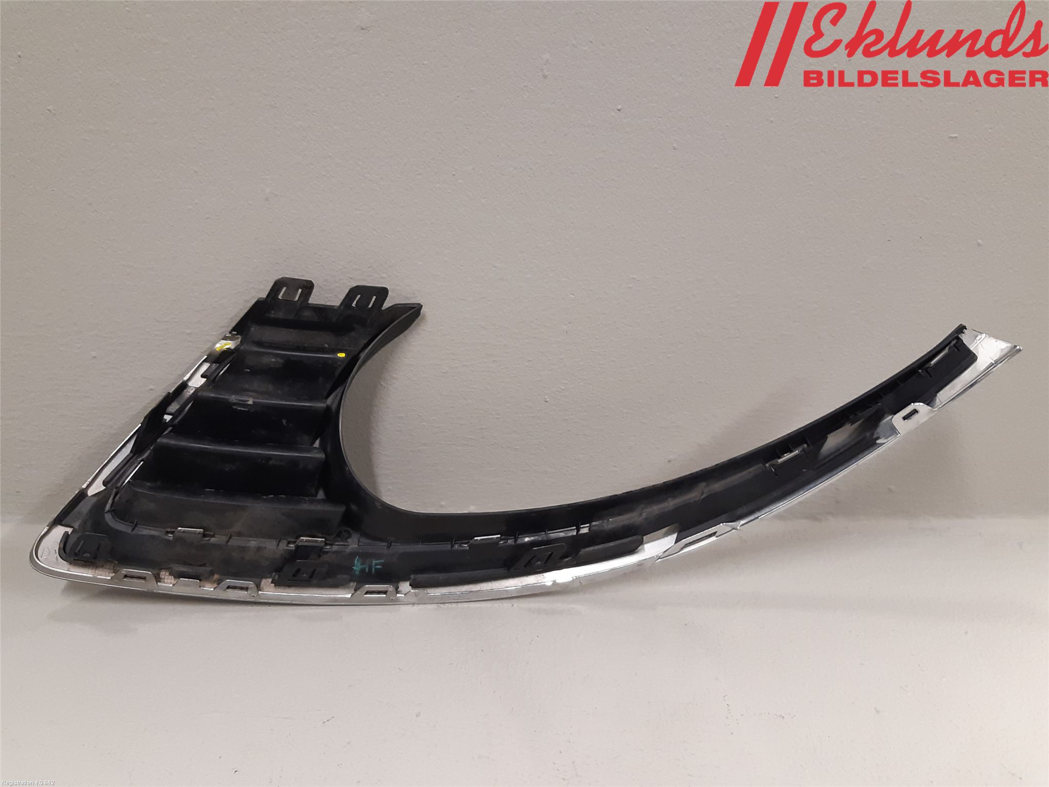 Saab 9-5     06-10 Grilldel Höger