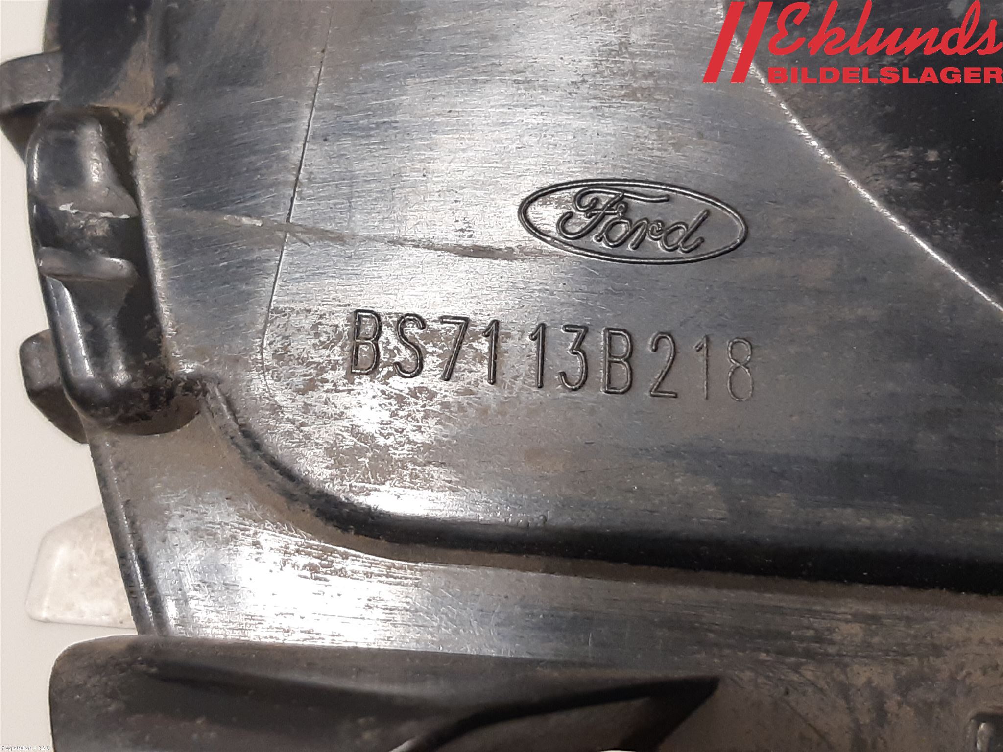 Ford MONDEO 07-15 Positionsljus Fram Hö