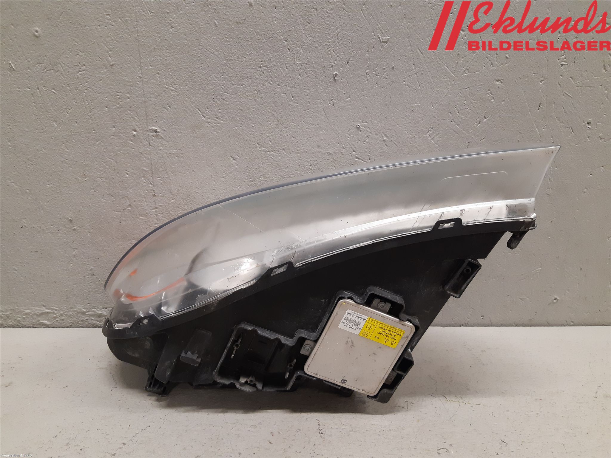 Volvo V70 08-13 Strålkastare Höger