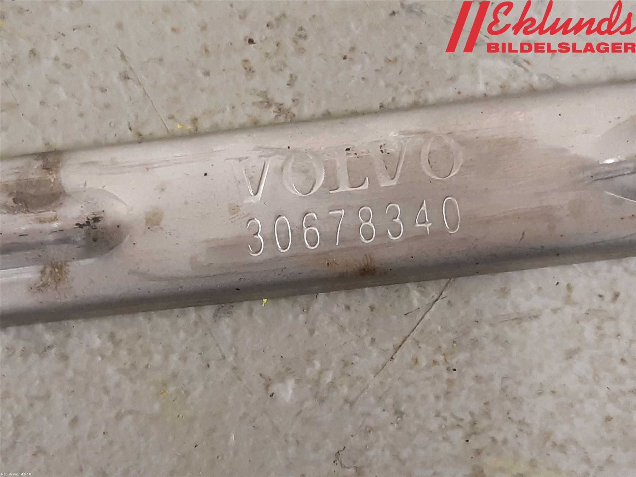 Volvo XC70 08-13 Strålkastare