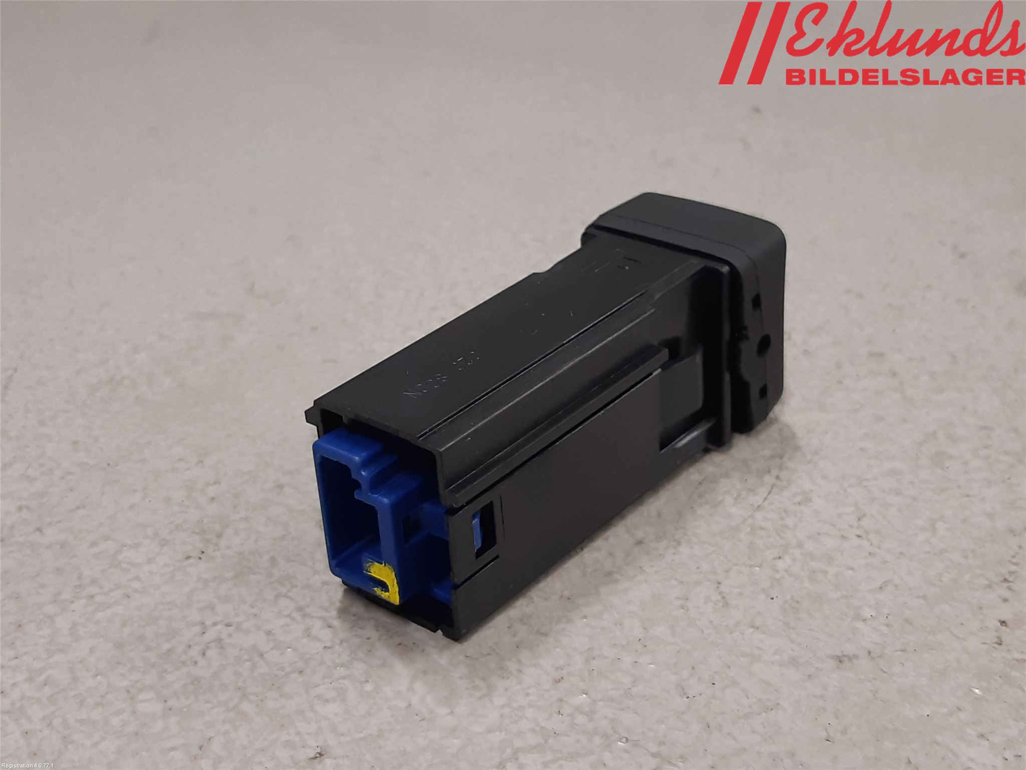 Toyota COROLLA 19- Strömställare Stolvärme