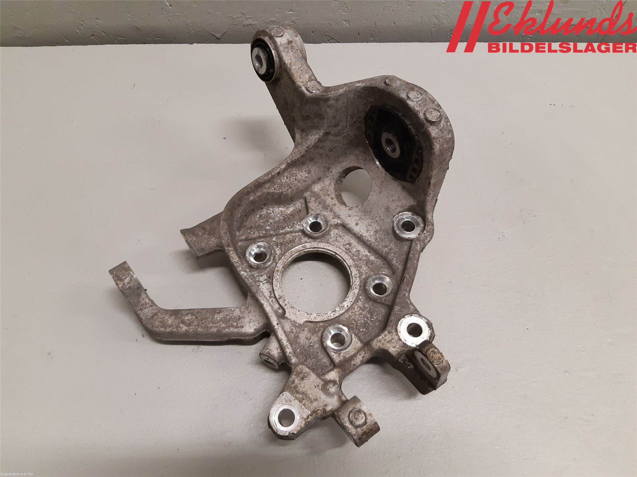 Volvo V90 17->> Hjullagerhus-Spindel Hö B