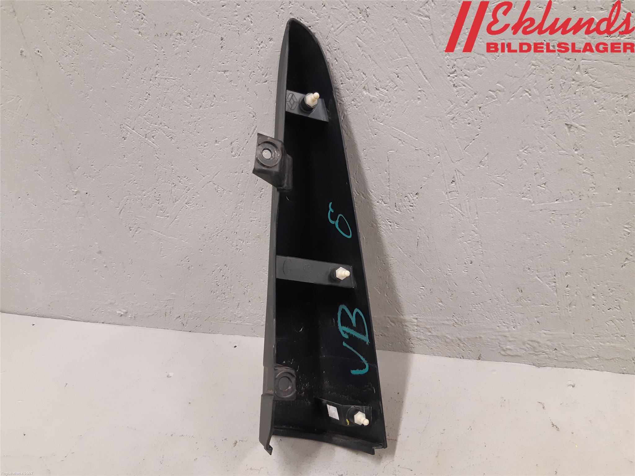 Renault KANGOO II 15-21 Bakljussarg