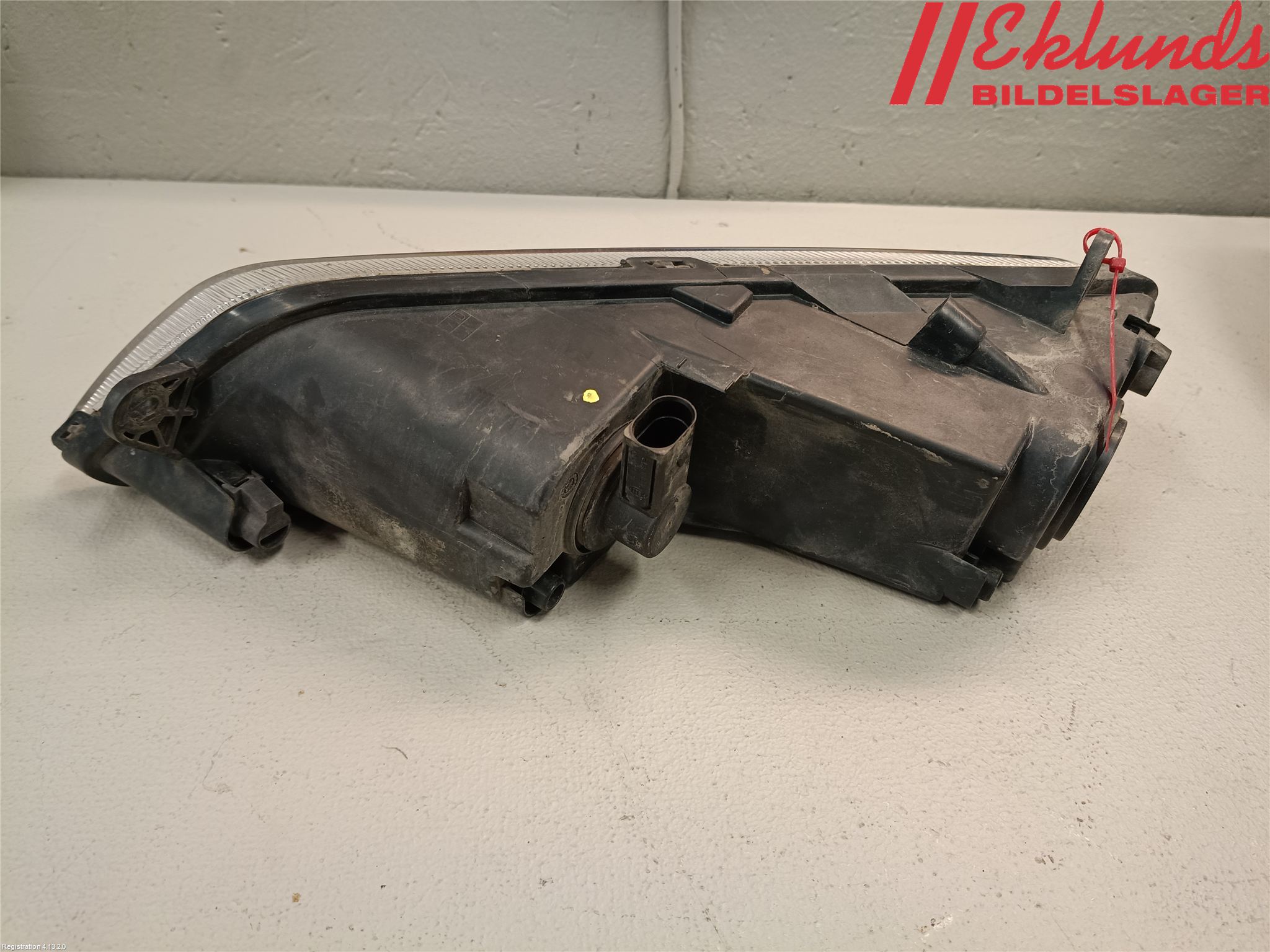 Volkswagen VW PASSAT 11-14 Dimljus-Varselljus Fram
