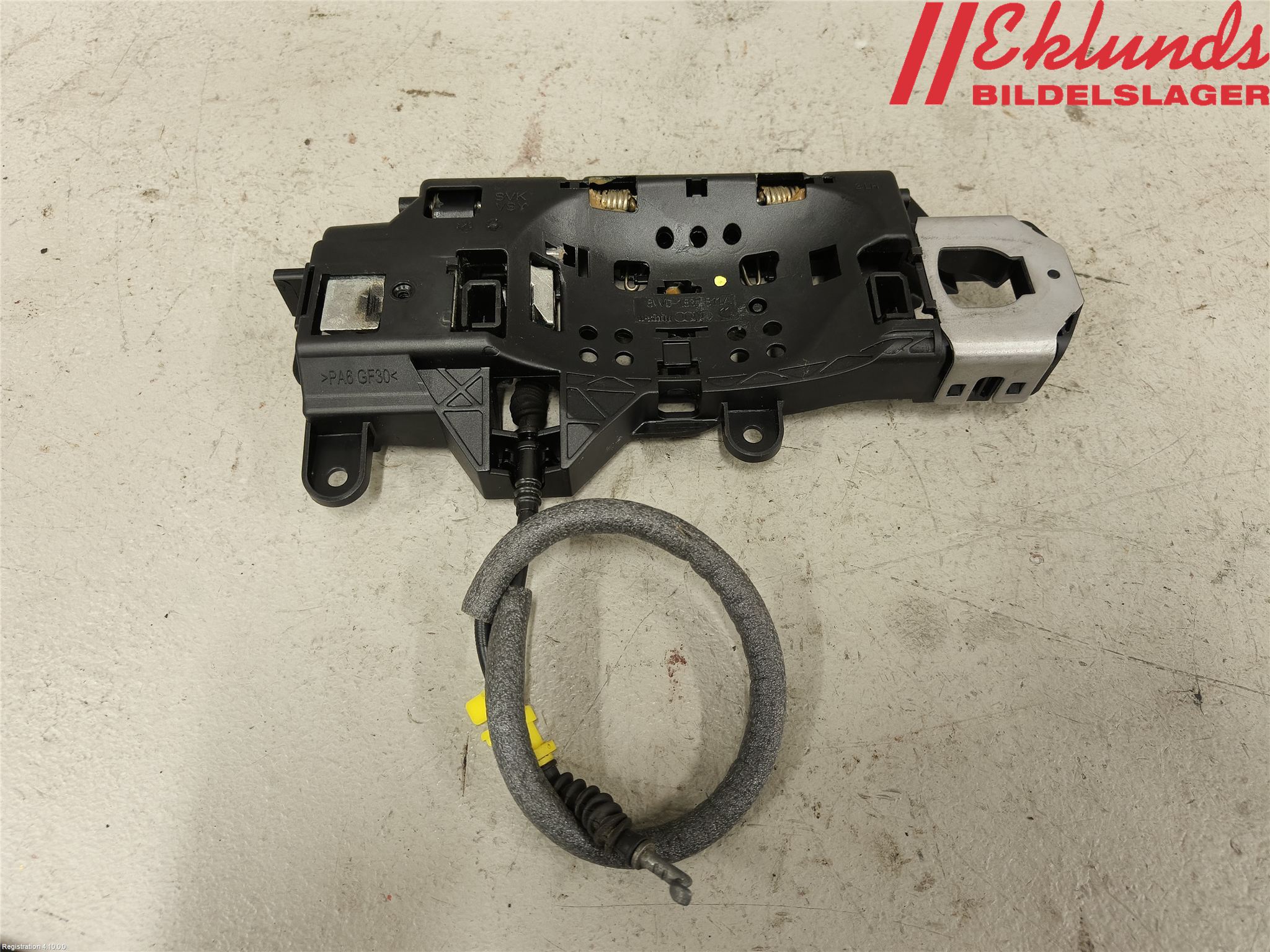 Audi A4/S4 B9 20- Dörrhandtag Yttre Vä