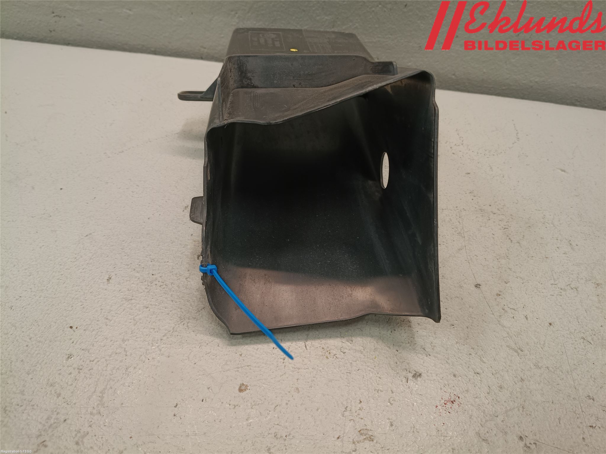 BMW 5 F10/F11/F18 09-17 Deflektor Plåt-Plast Kylning