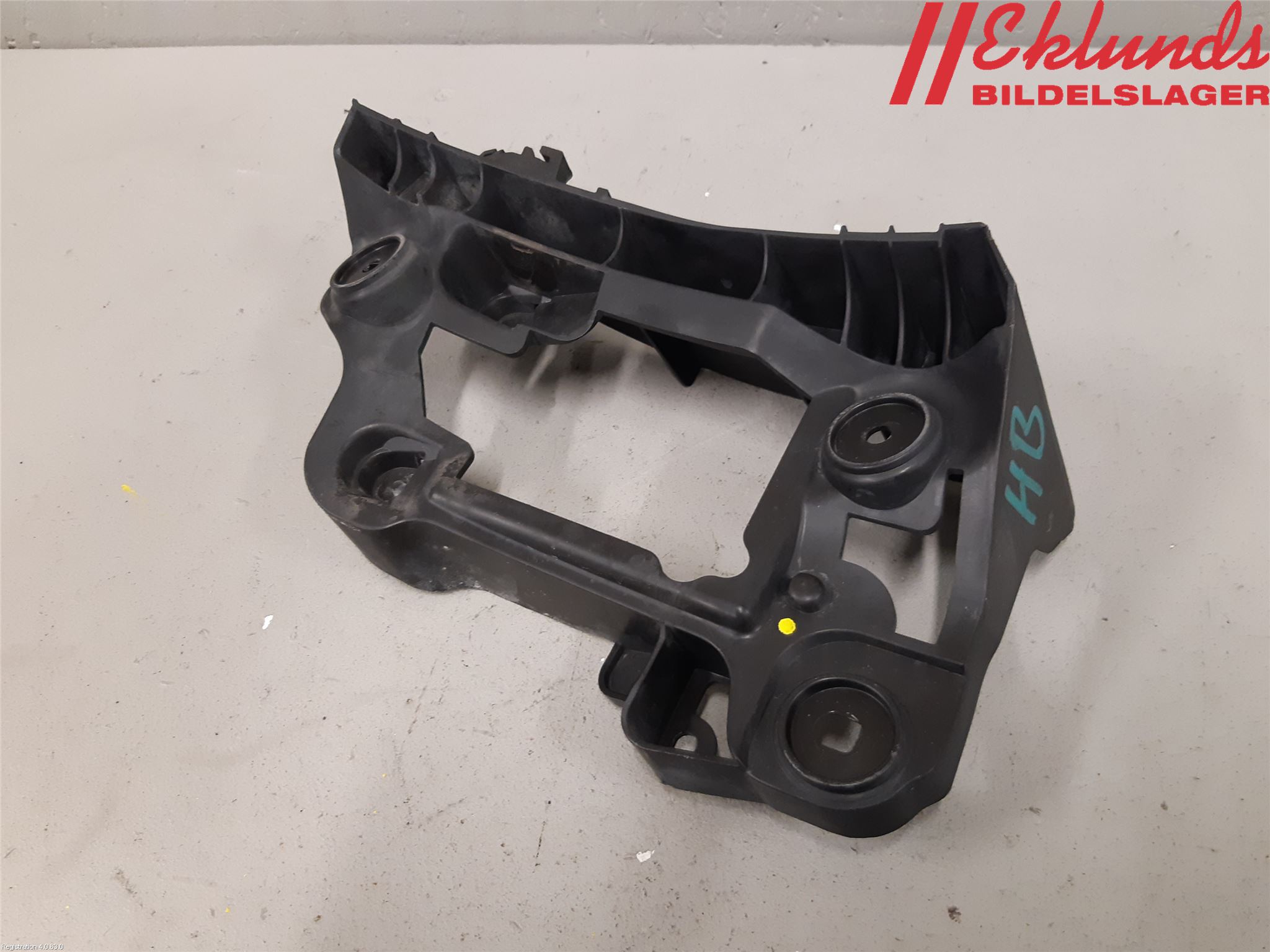 Volkswagen VW PASSAT CC 08-16 Stötfångarfäste Bak Hö