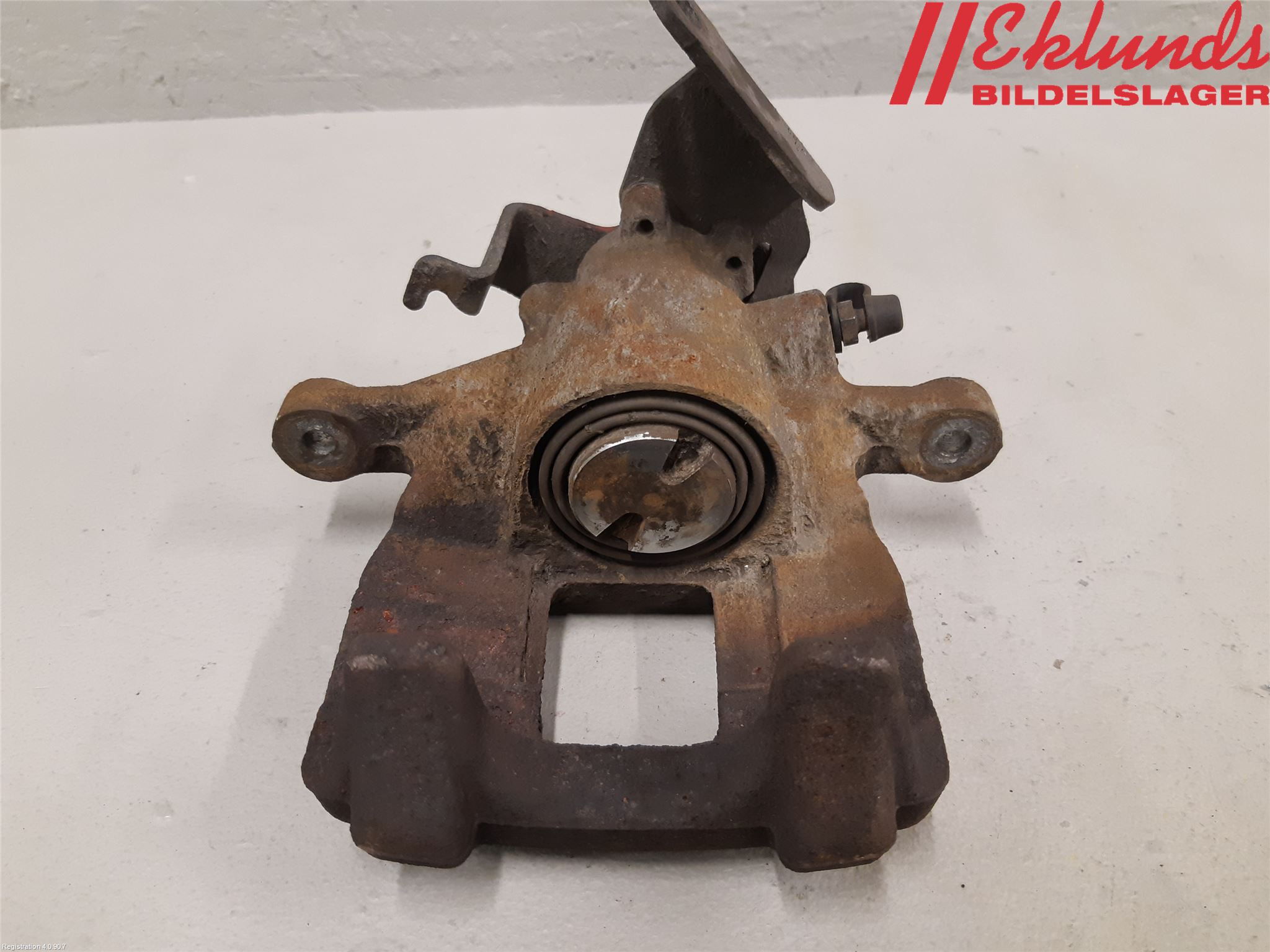 Ford TRANSIT SKÅP/BUSS 14-22 Bromsok Bak Vänster