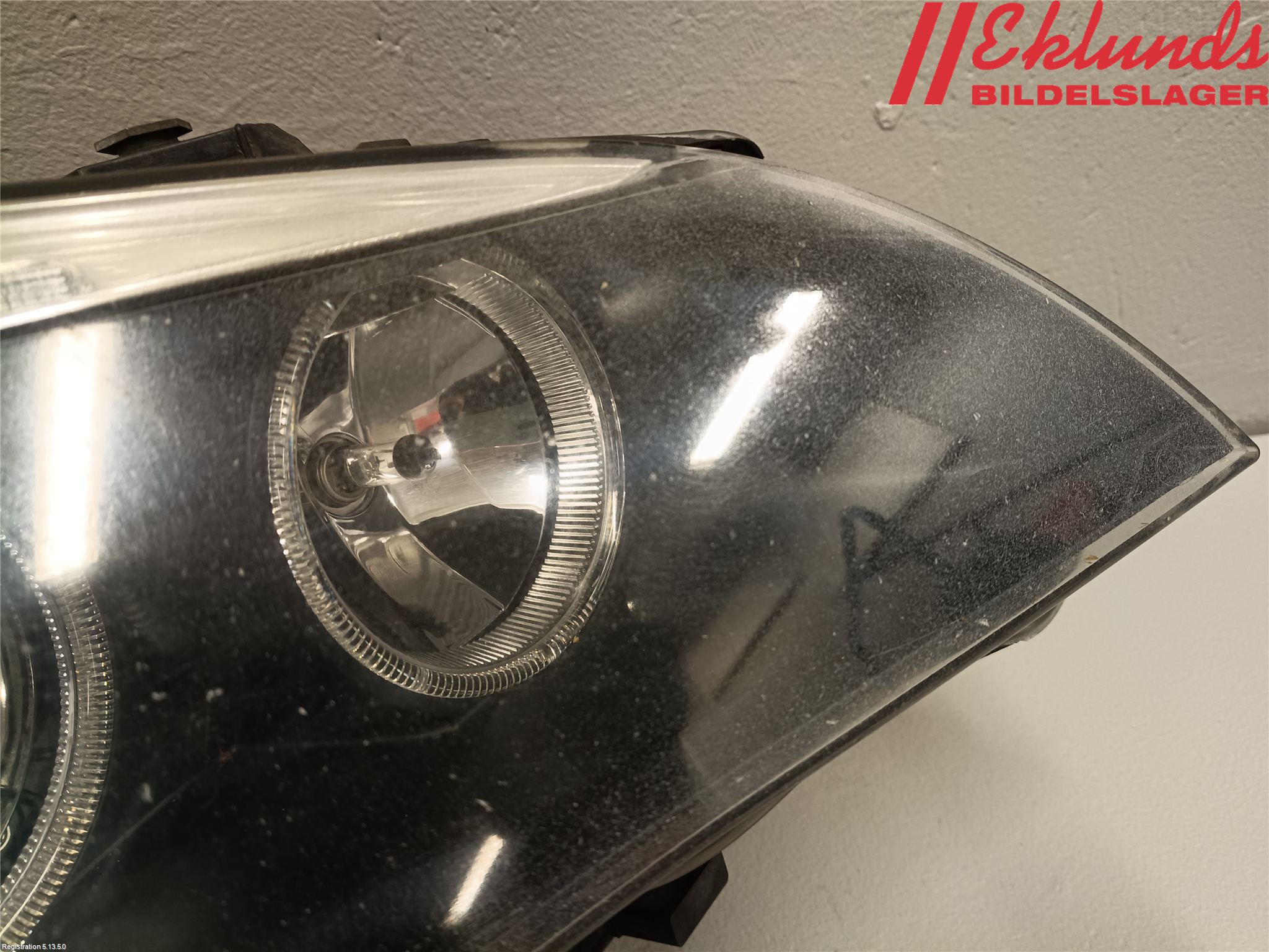 BMW 5 E60/61 Sed/Tou 02-10 Strålkastare Höger