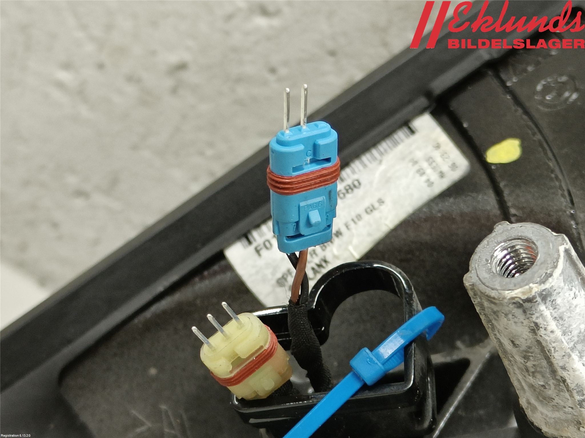 BMW 5 F10/F11/F18 09-17 Spegel Yttre El Hö