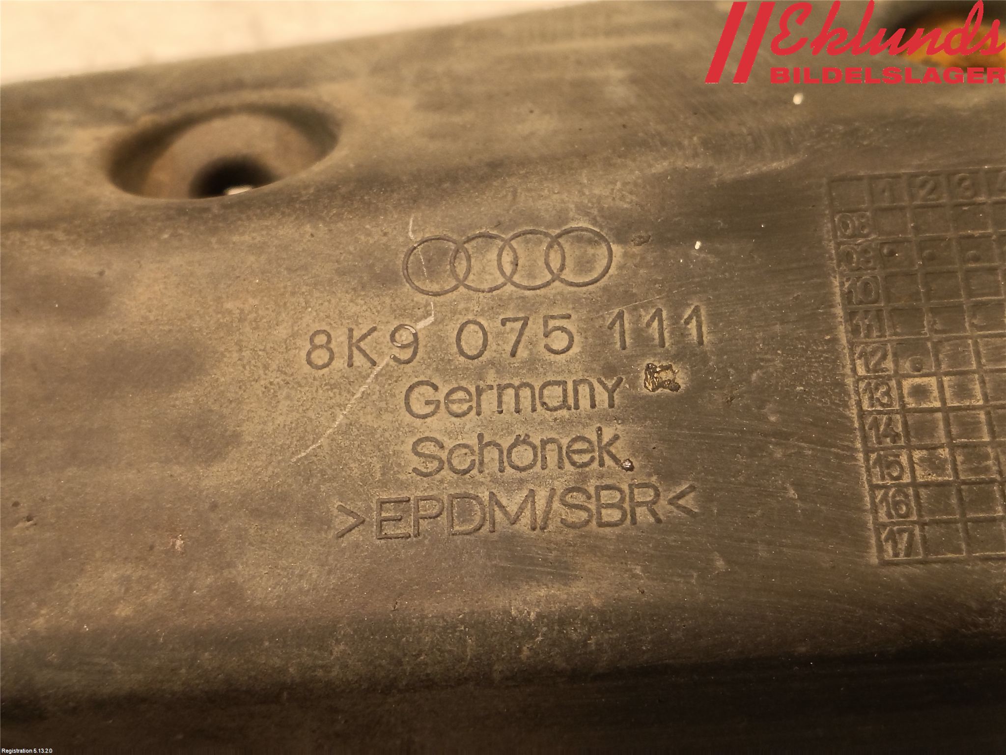 Audi A4 ALLROAD 09-16 Stänkskydd