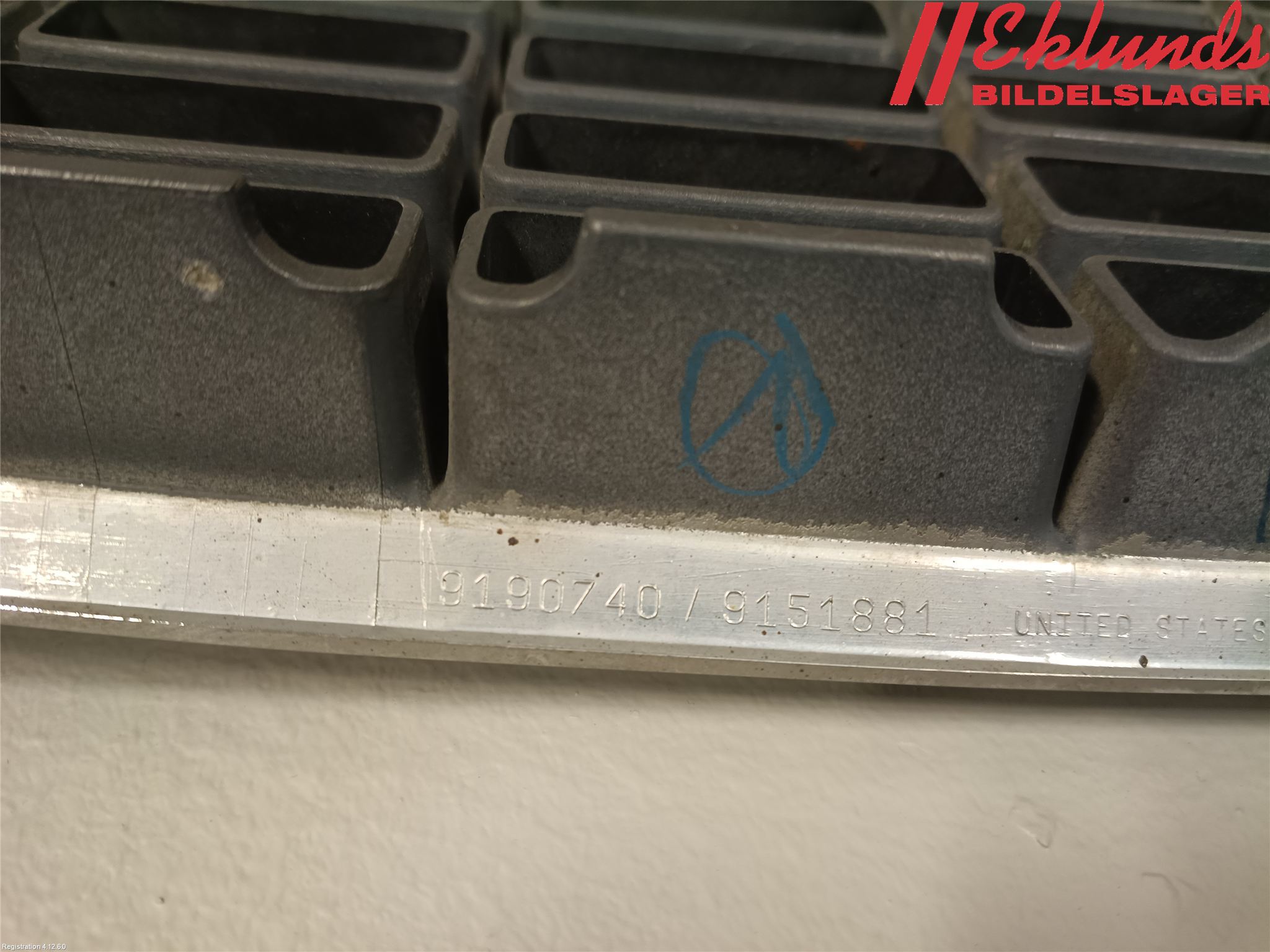 Volvo S60 01-04 Grill Komp