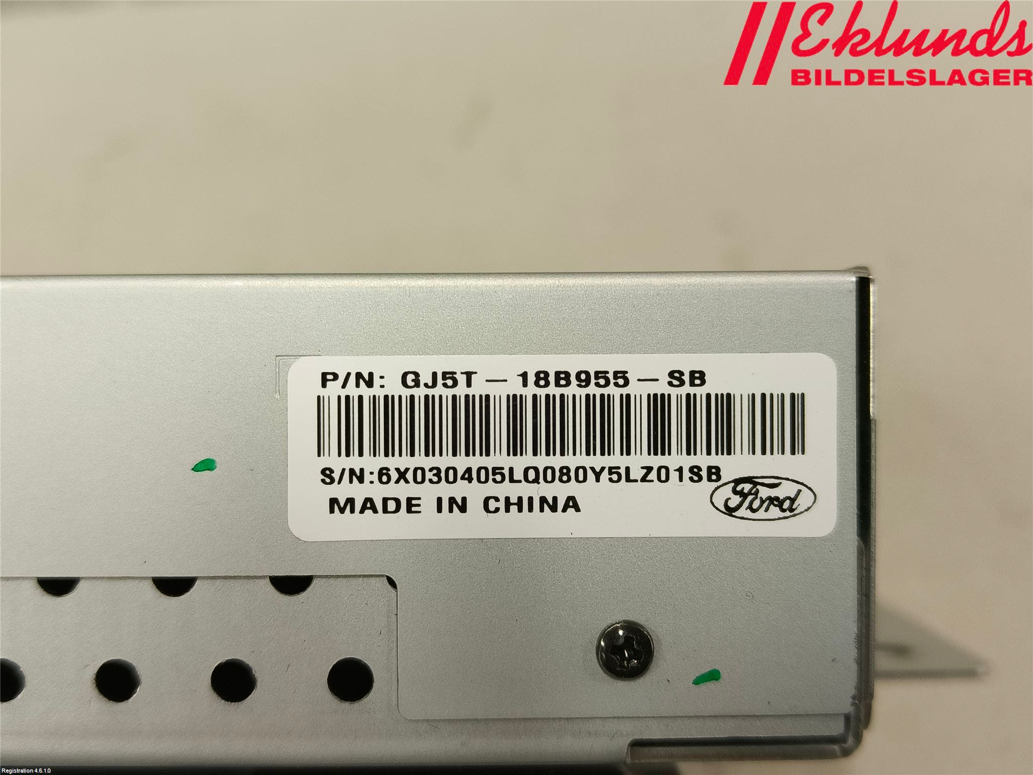 Ford KUGA 17-19 Bildskärm