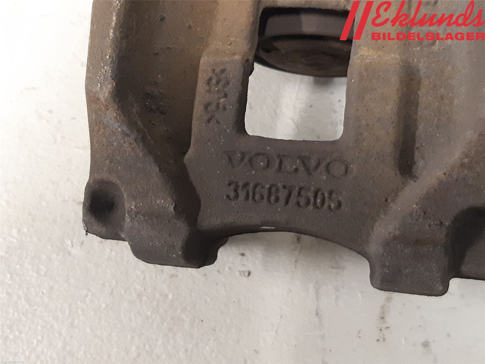 Volvo V60 19- Bromsok Bak Vänster