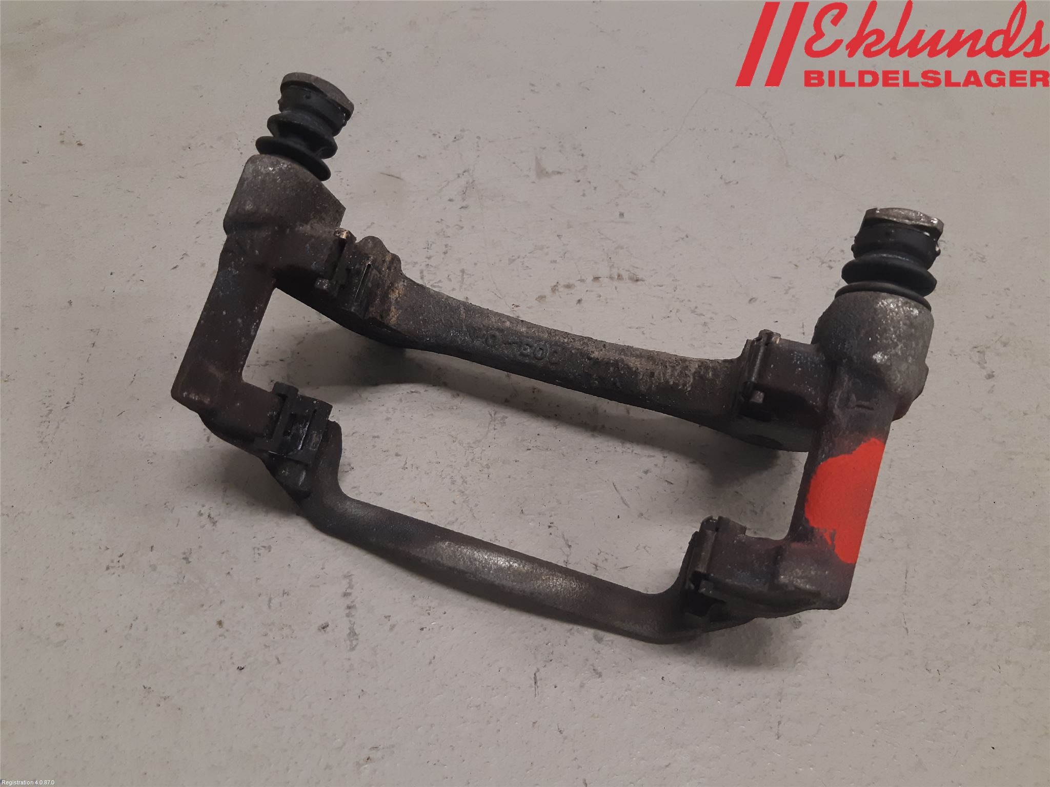 Toyota COROLLA 19- Bromsokshållare