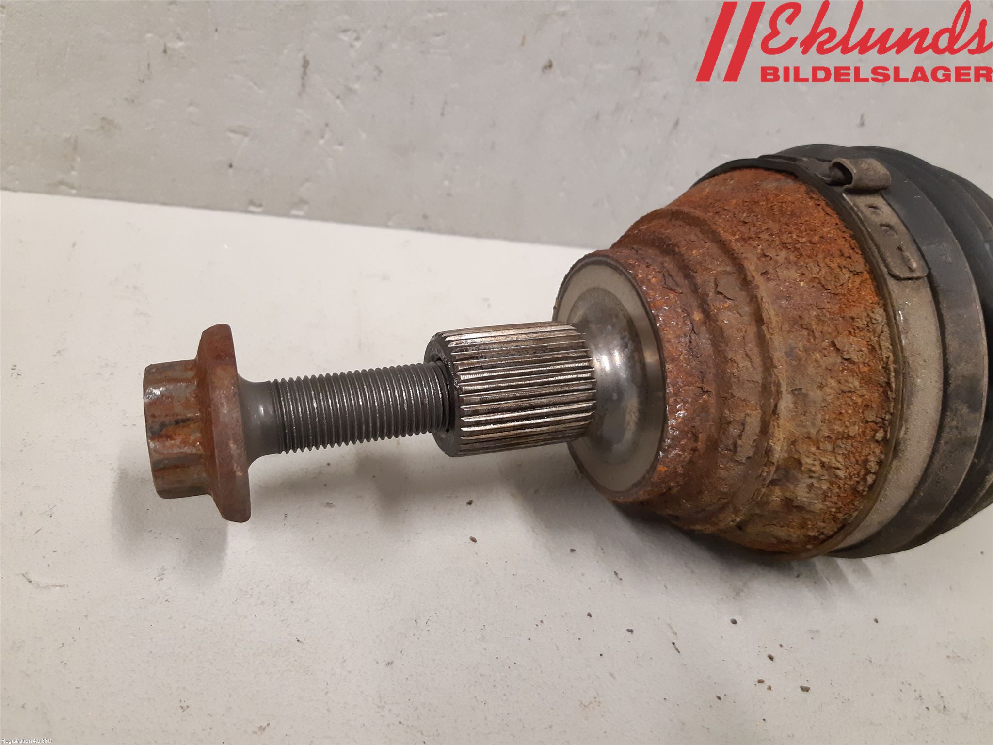 Audi A3/S3 8V 13-20 Drivaxel Fram Vänster