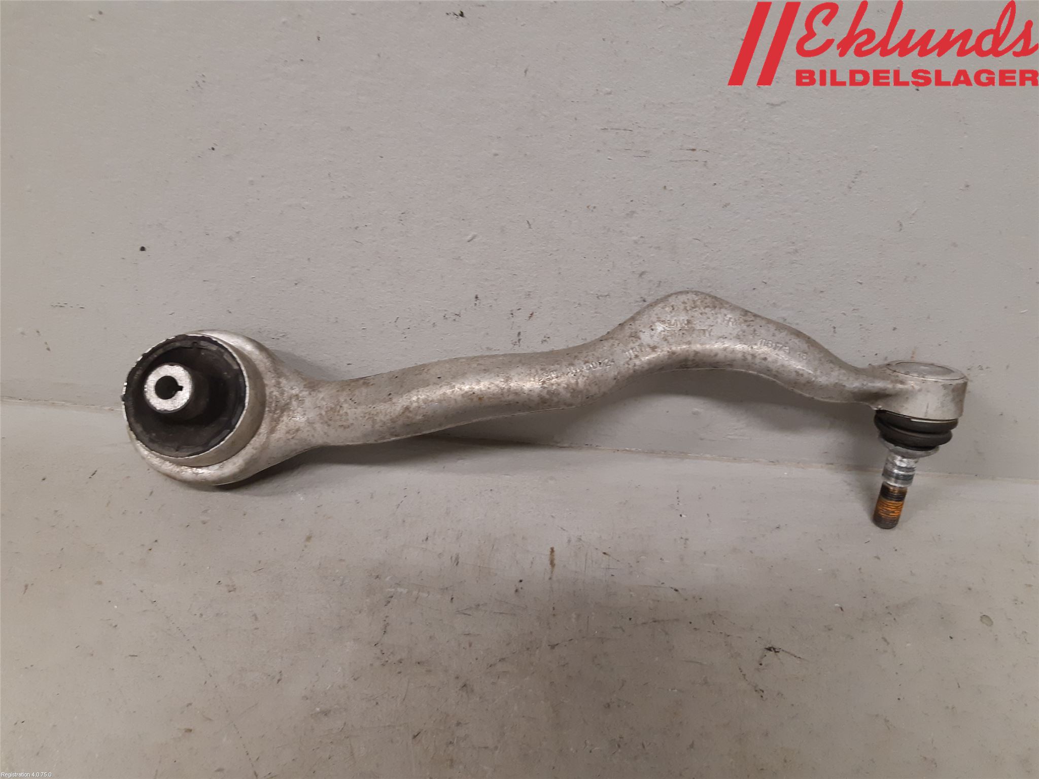 BMW 1 F20/F21 11-19 Bärarm Fram Undre Hö