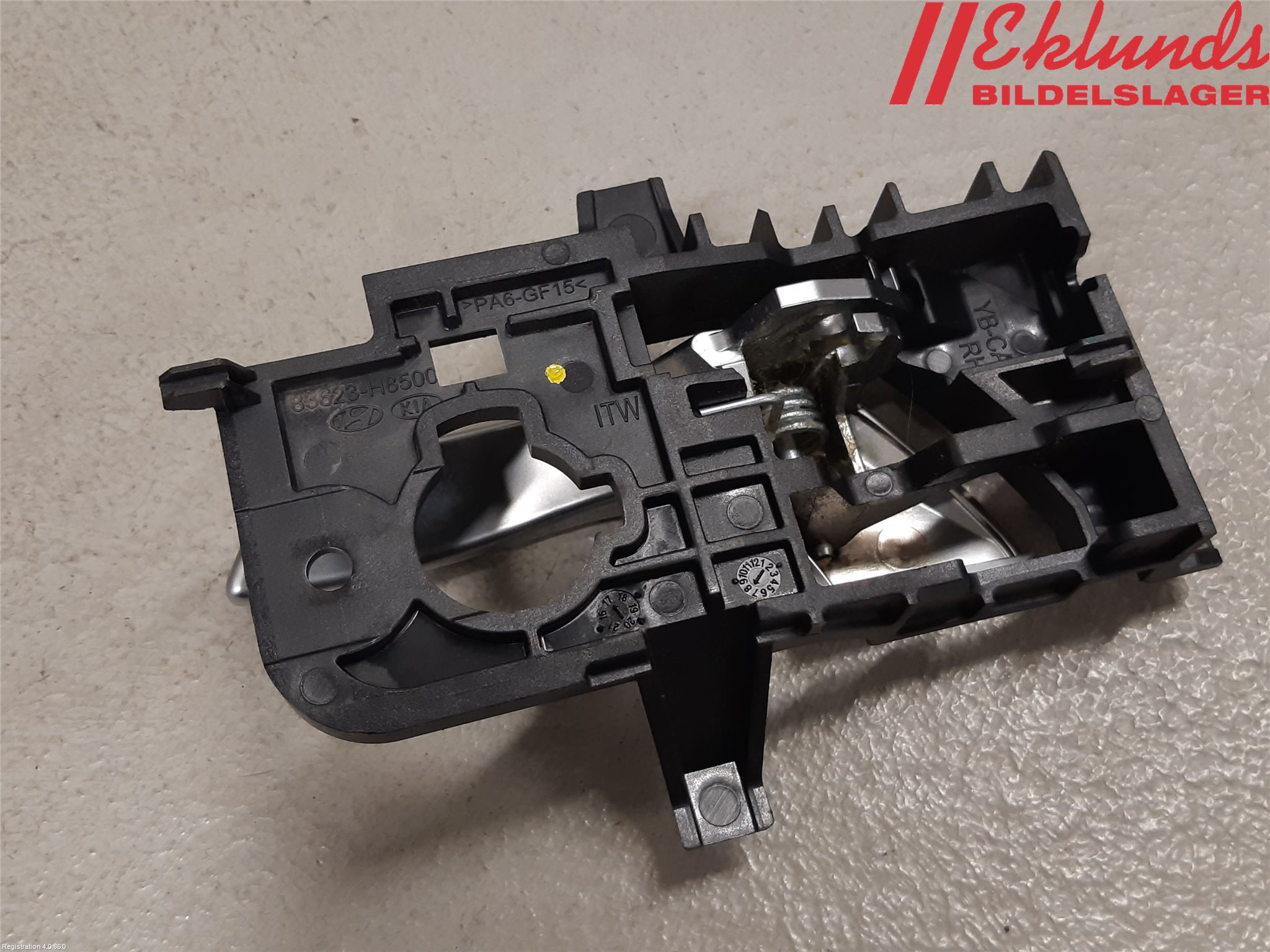 Kia STONIC 18->> Dörrhandtag Inre Hö