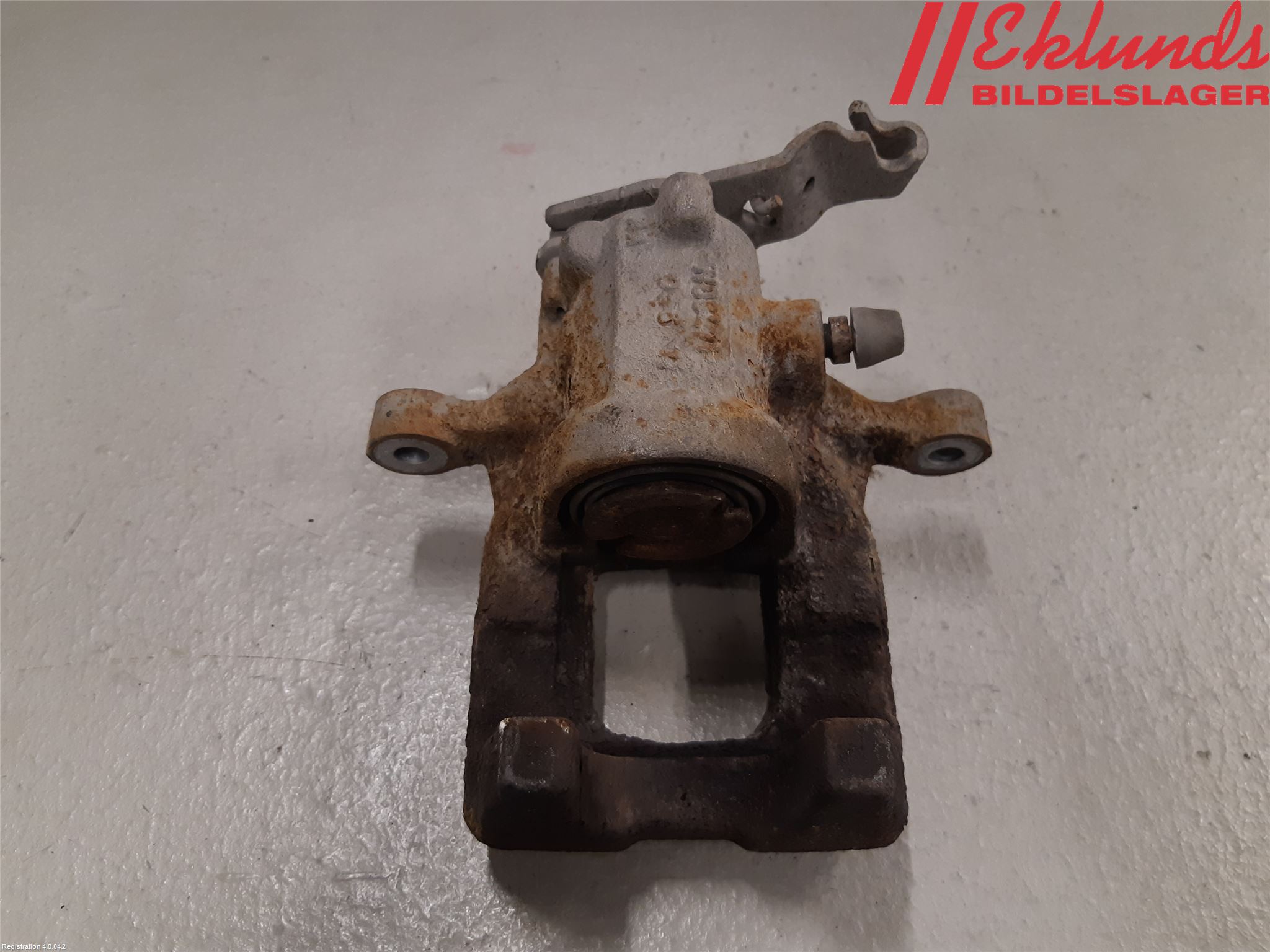 Volkswagen VW TOURAN 10-15 Bromsok Bak Höger