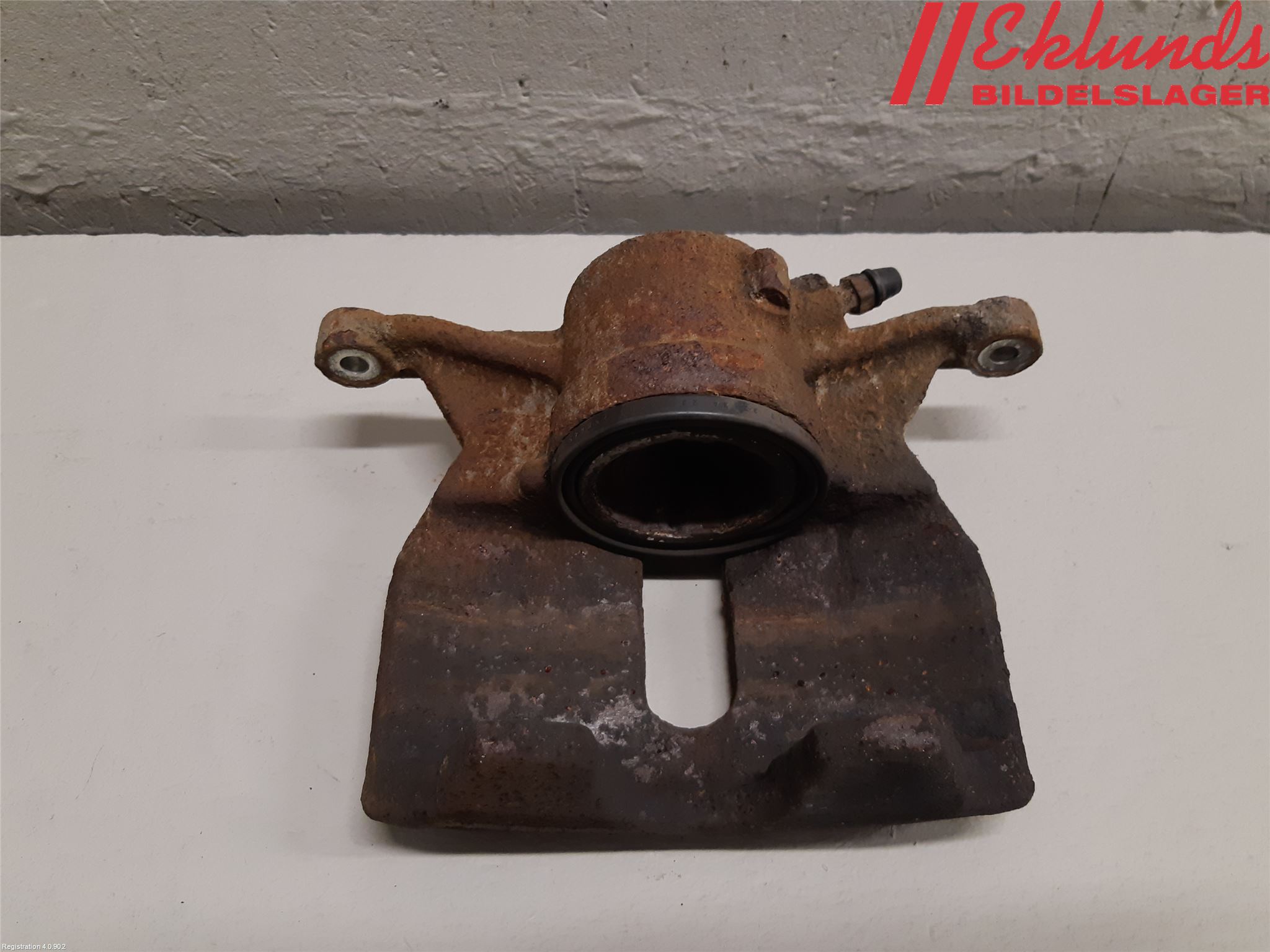 Volkswagen VW PASSAT 15-19 Bromsok Fram Höger