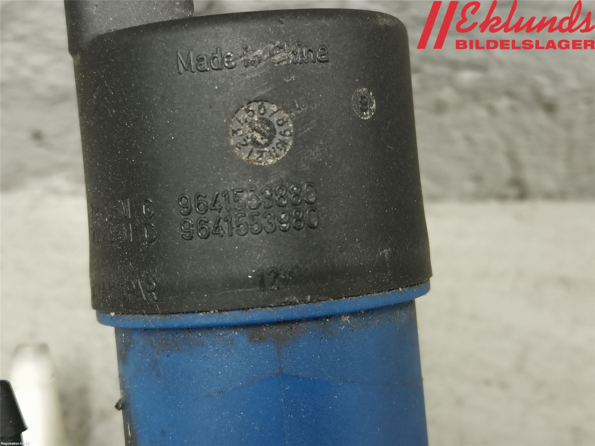 Renault CLIO III  09-12 Spolarpump Vindruta