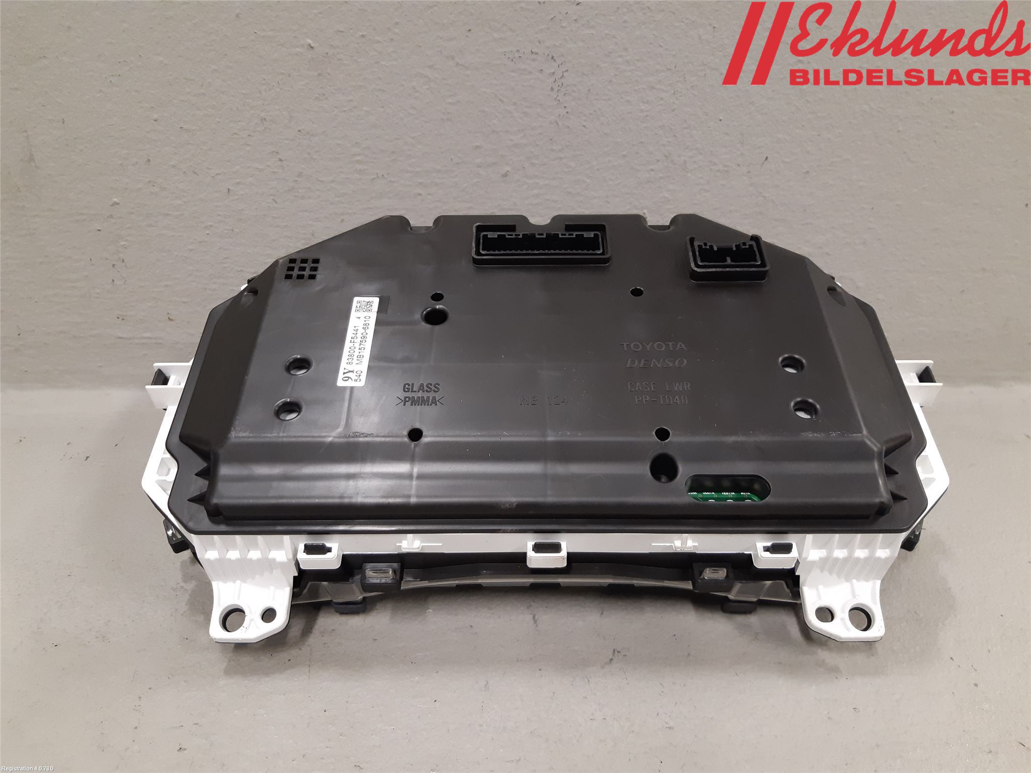 Toyota YARIS XP130 15-20 Instrument Komb