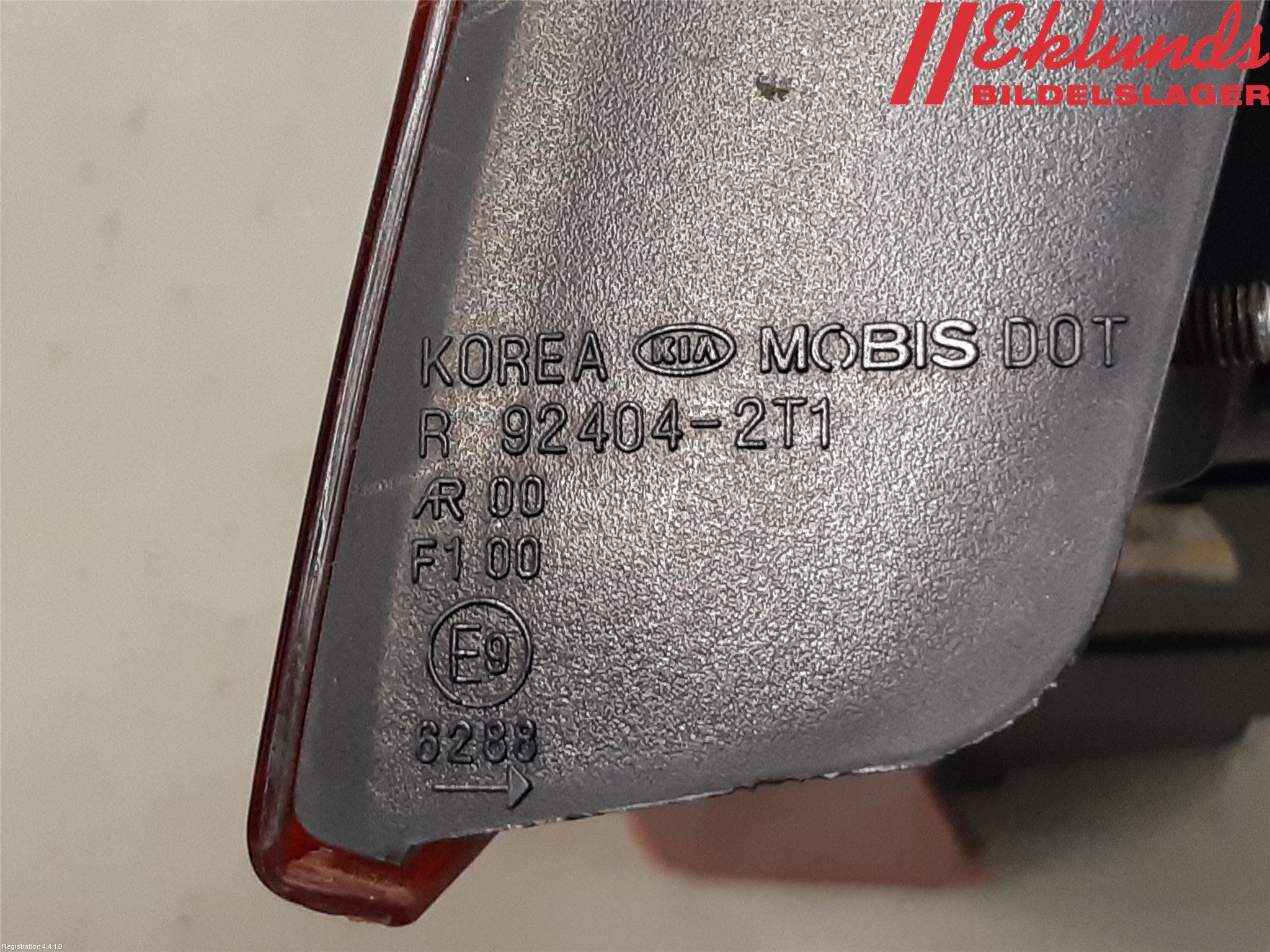 Kia OPTIMA 00-15 Bakljus Lucka Hö