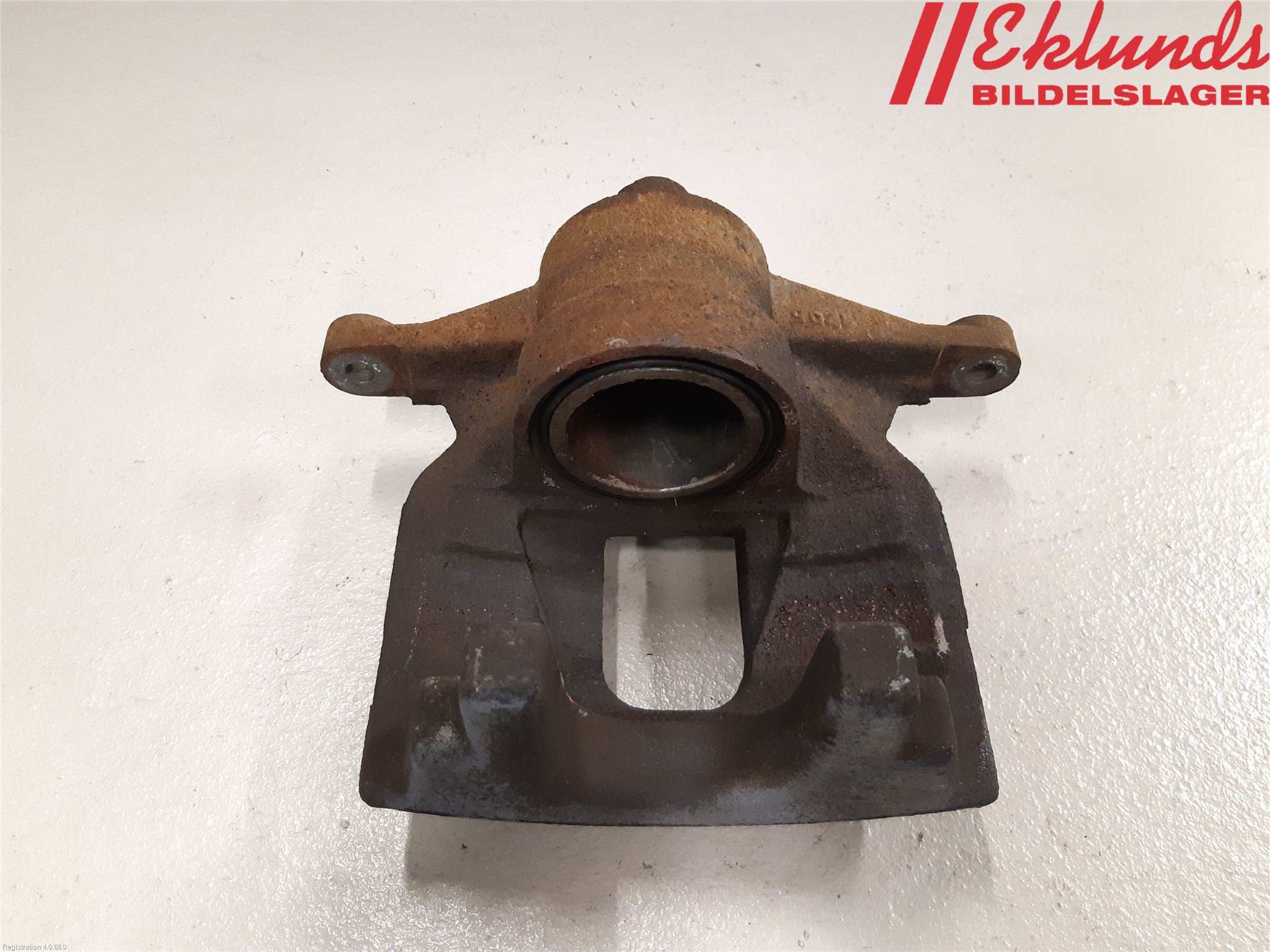 Toyota AVENSIS 16-18 Bromsok Fram Höger