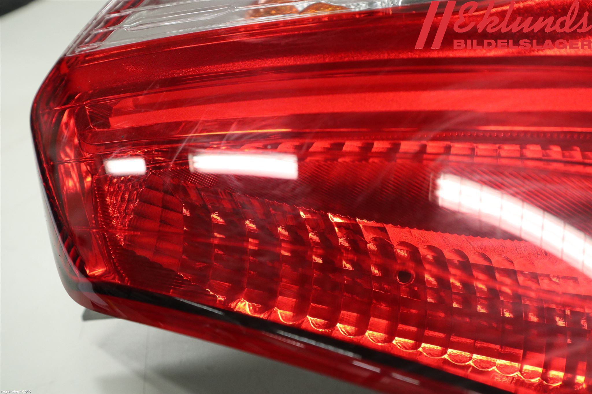 Ford FOCUS 11-14 Bakljus Höger