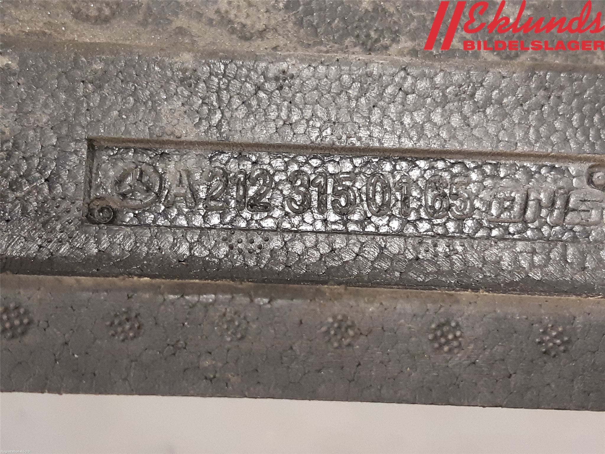 Mercedes-Benz MB E-KLASS (W212) 09-16 Stötfångare Deformelement Bak