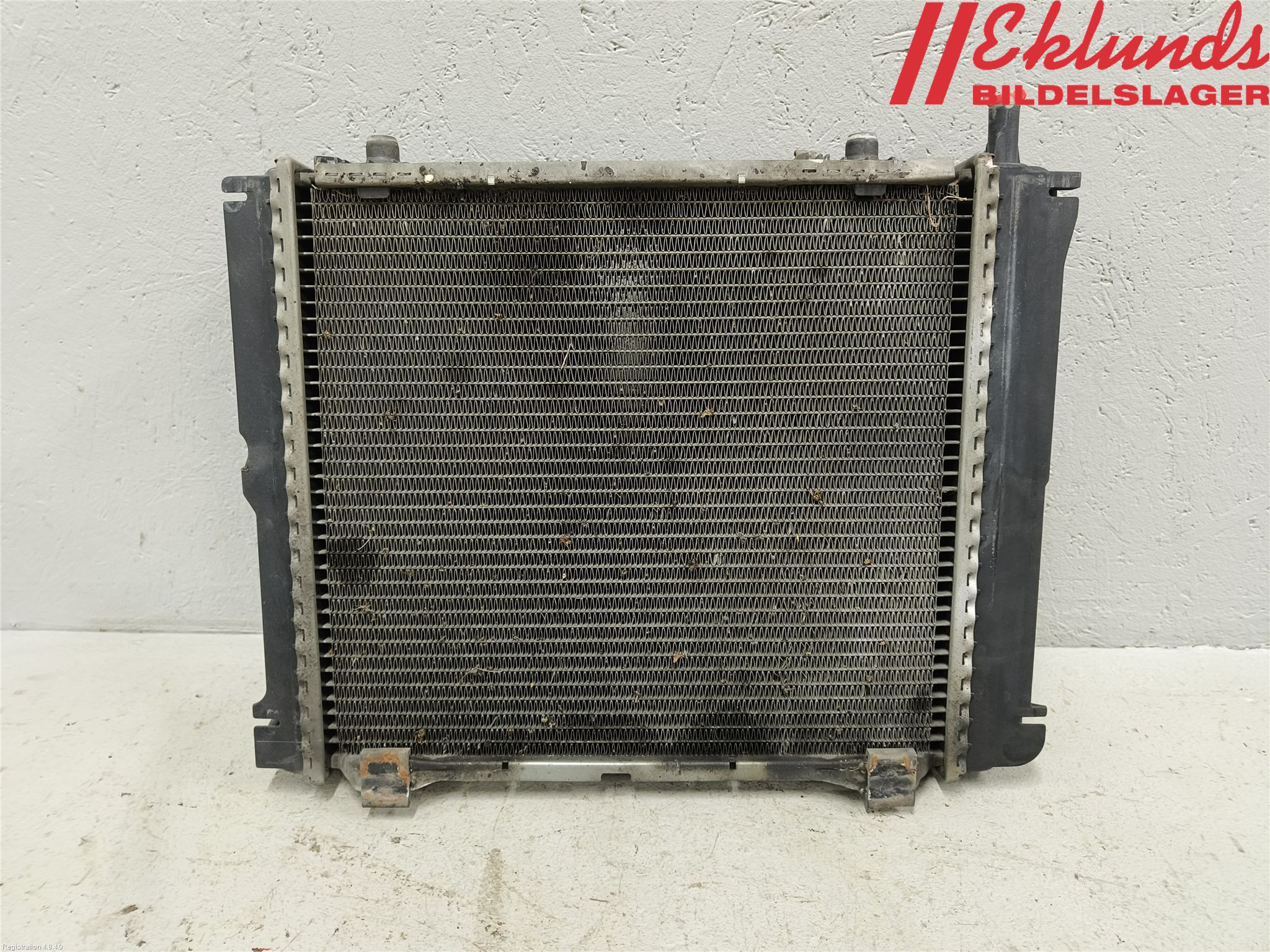 Mercedes-Benz MB 200-500  (W124) 86-96 Kylare Aut