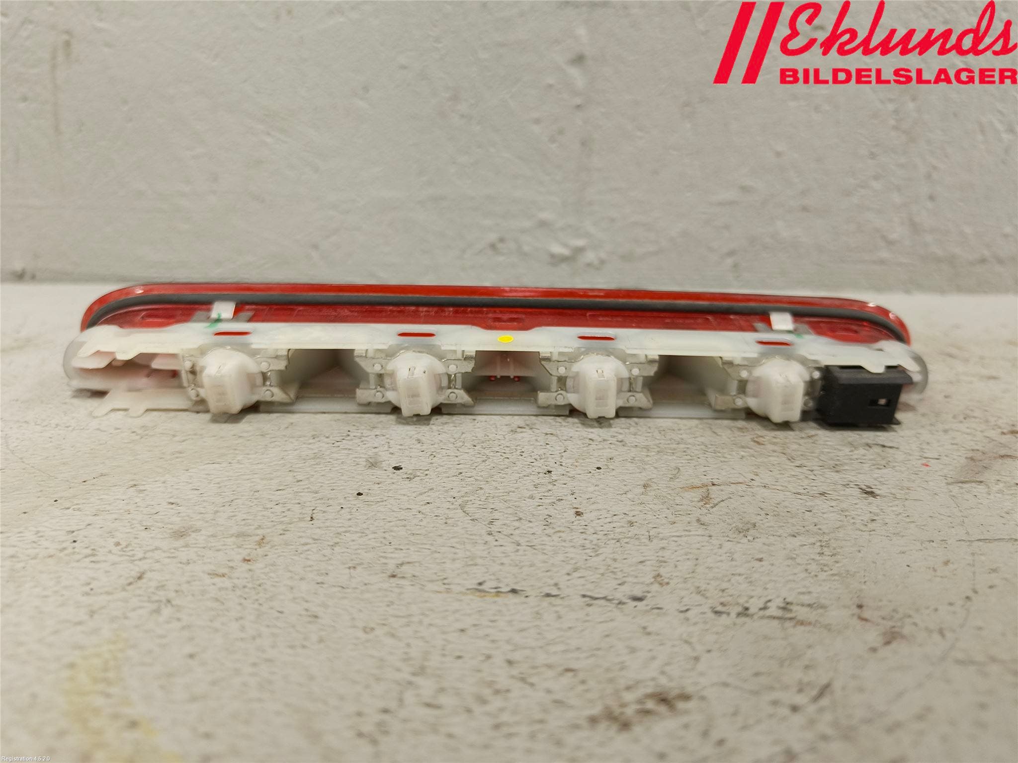 Opel VIVARO 20- Bromsljus Bakruta